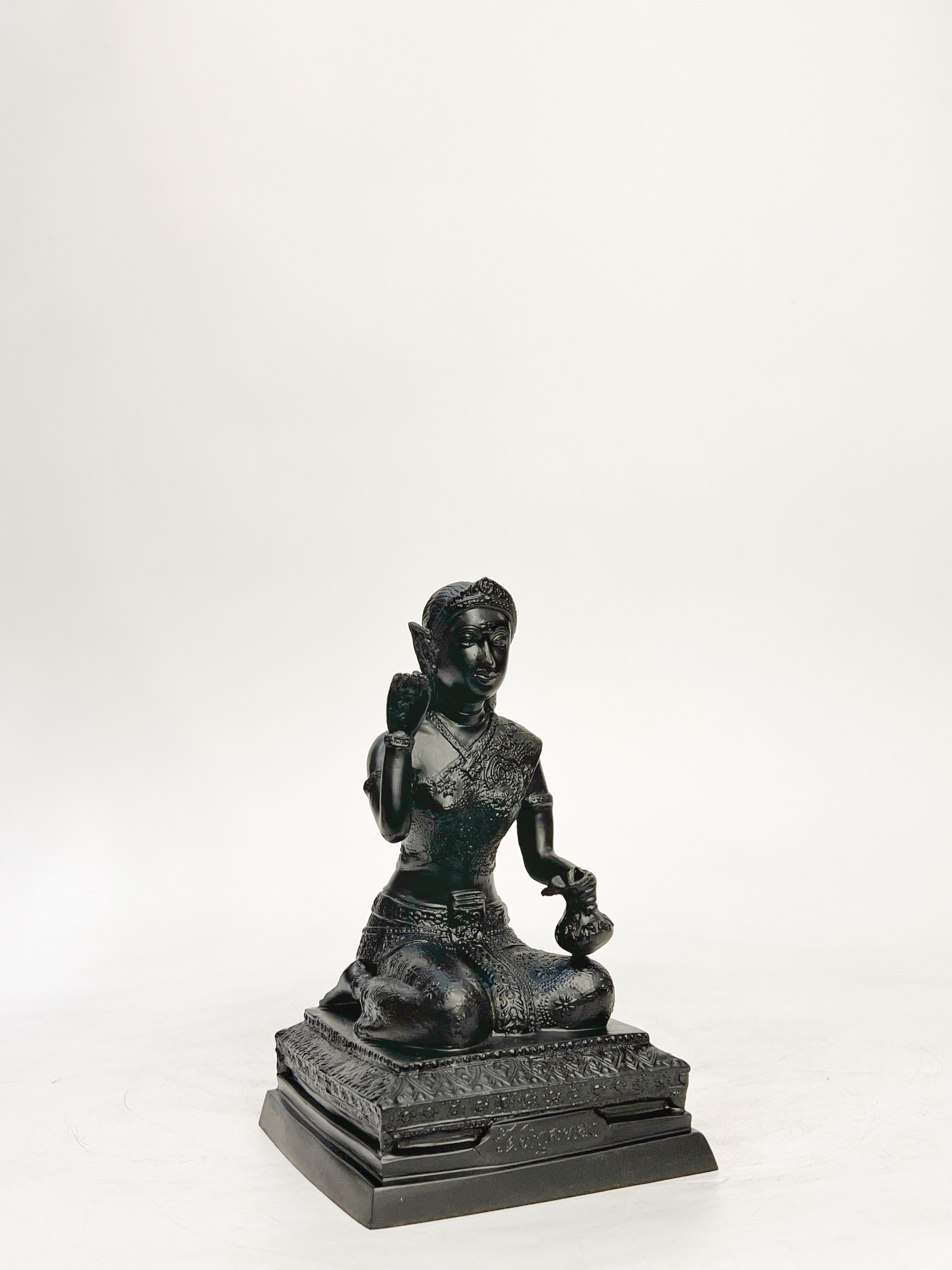 แม่นางกวัก หน้าตัก 5 นิ้ว