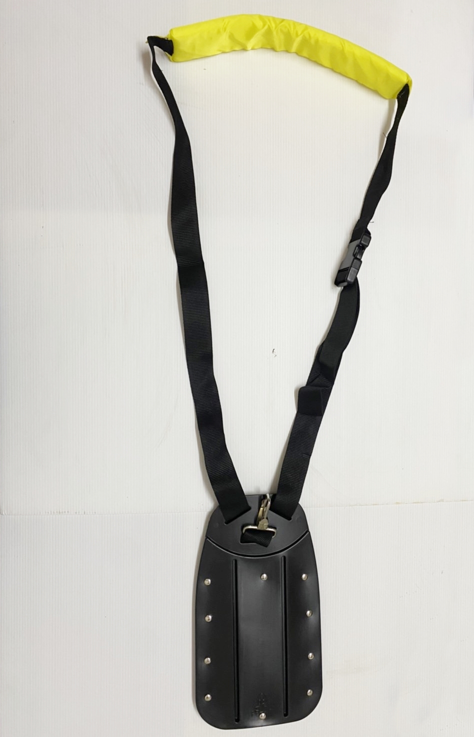 สายสะพายเครื่องตัดหญ้า แบบบ่าเดี่ยว+ที่รองแบบพลาสติก อย่างดี