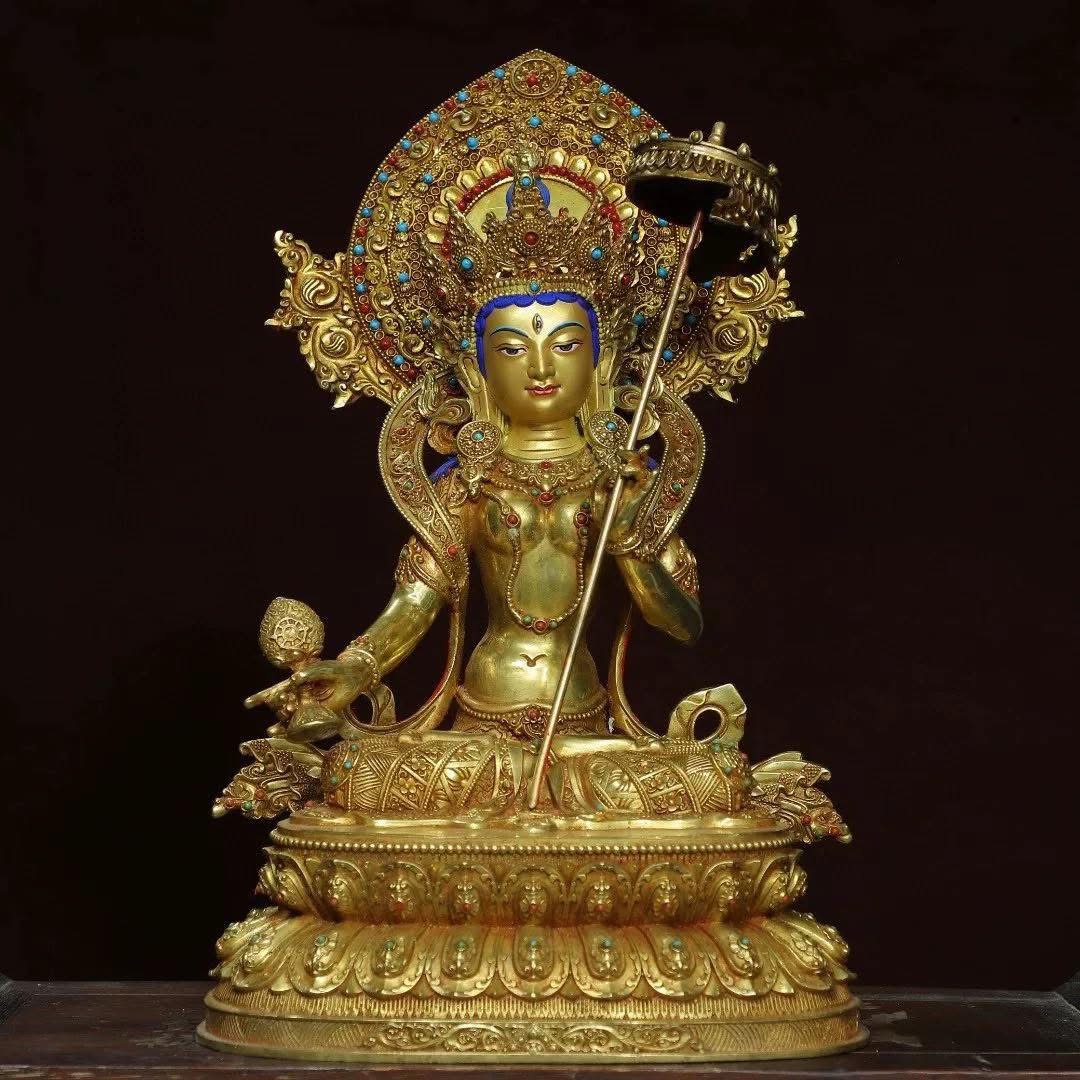 Pre-Order : พระตาราฉัตรขาว สูง 37 cm
