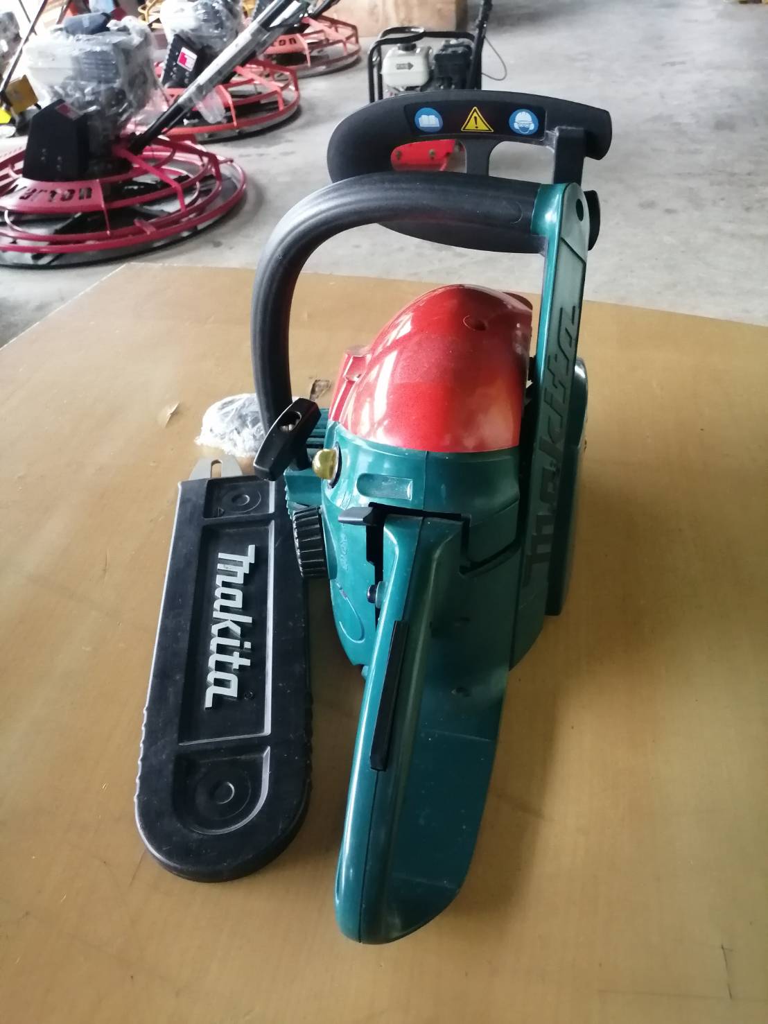 เลื่อยยนต์มากีต้า 12" รุ่น PCS34