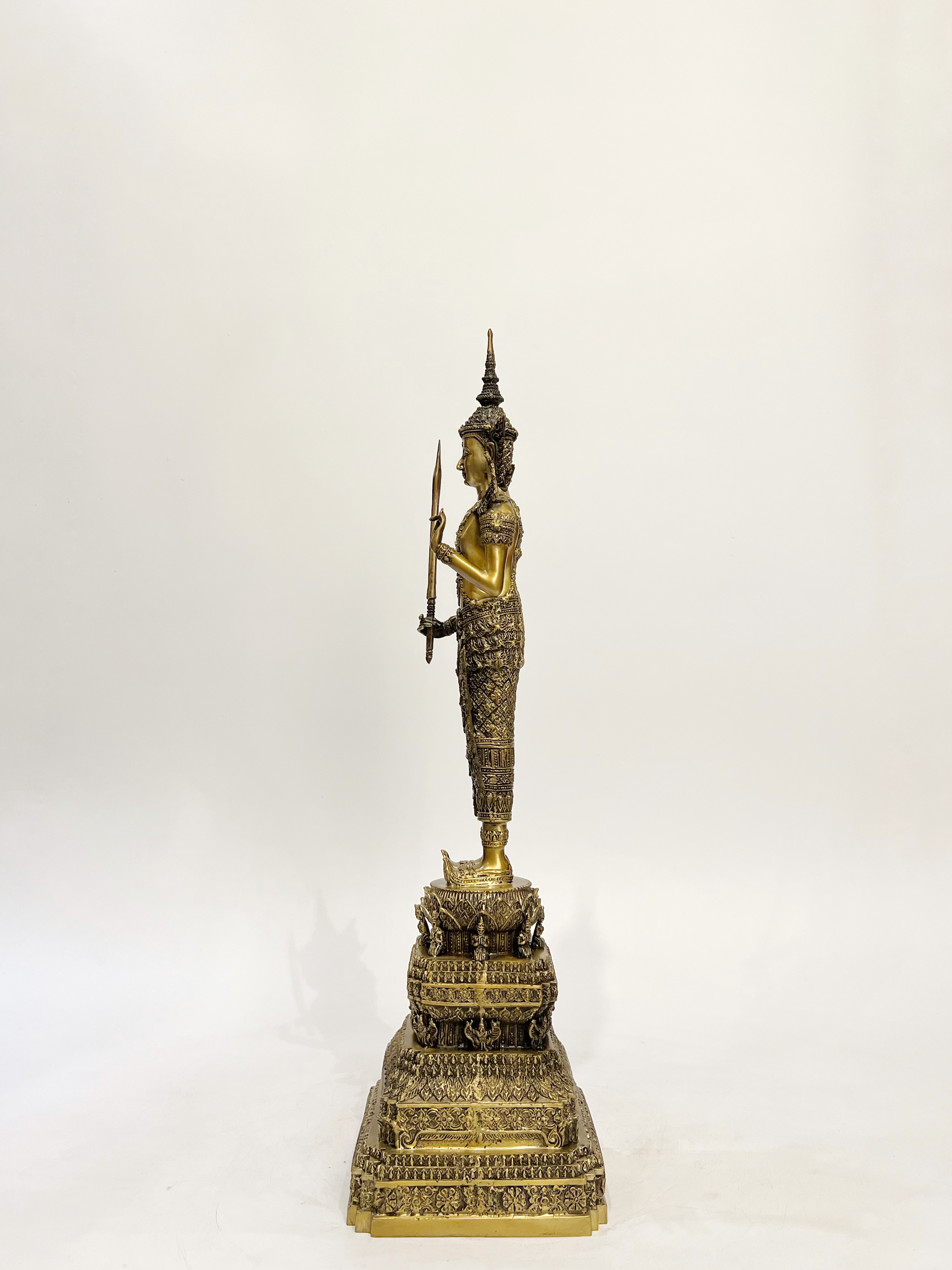 พระพุทธรูป พร้อม เทวรูป ทรงเครื่องจักพรรดิ์ หน้าตัก 5 นิ้ว (รวม 8 องค์)