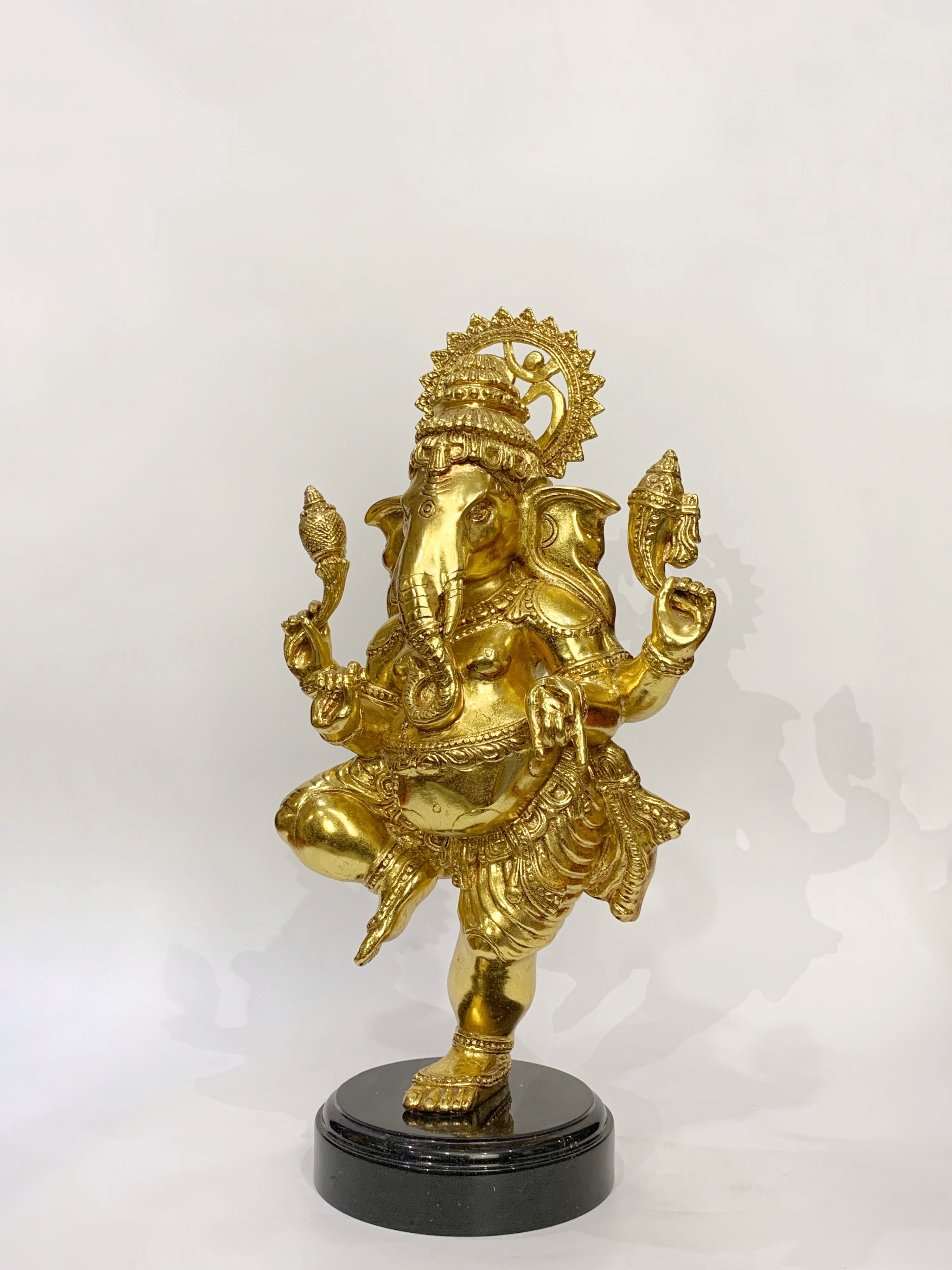 พระพิฆเนศ ปางลีลา หน้าตัก 12 นิ้ว