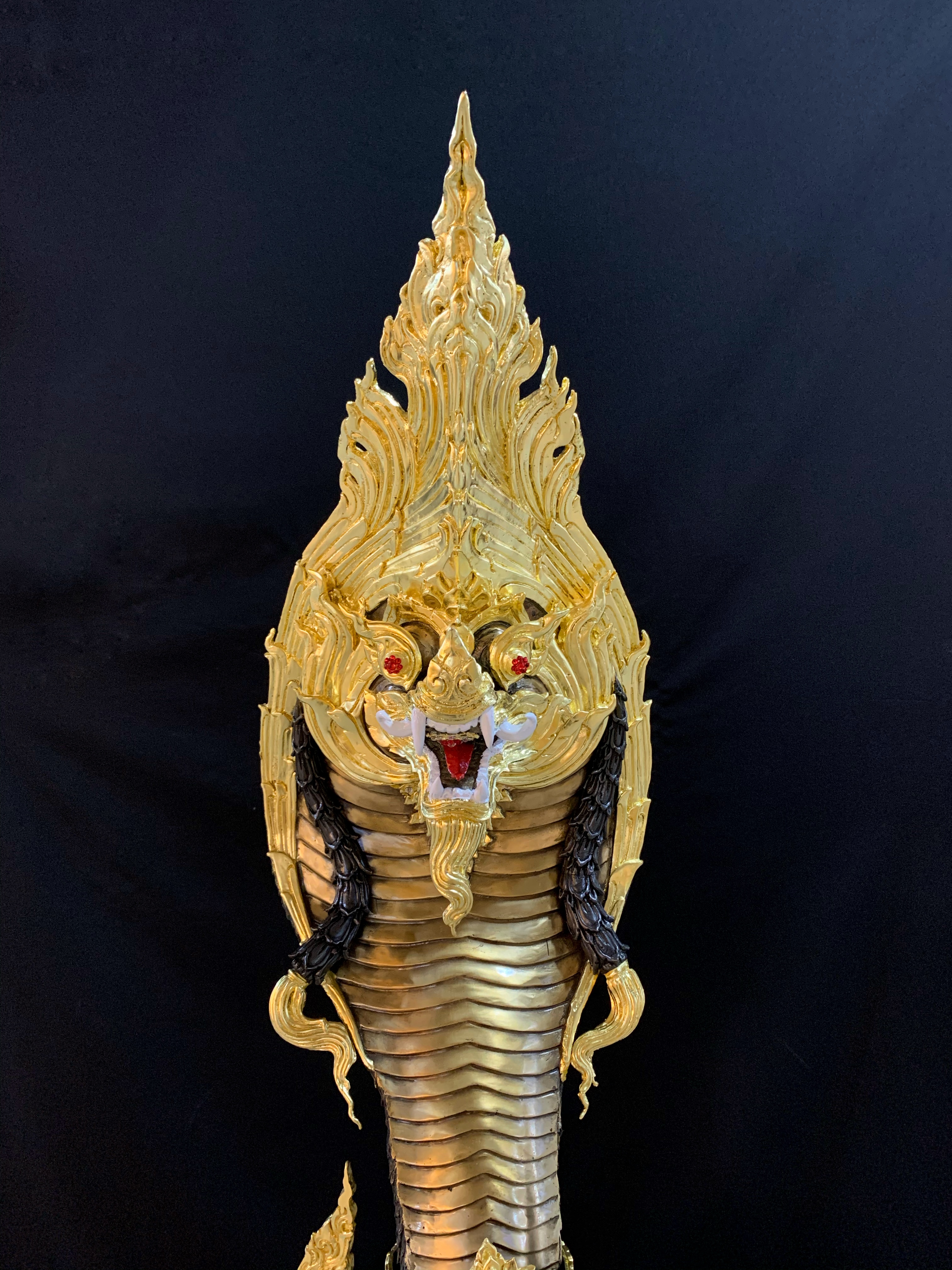 พญานาค สูง 159 cm.