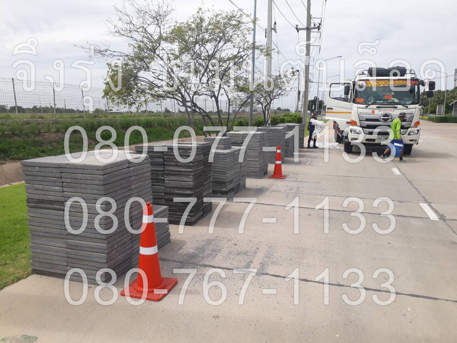 แผ่นทางเท้า 40x40x4 หน้าหยาบ