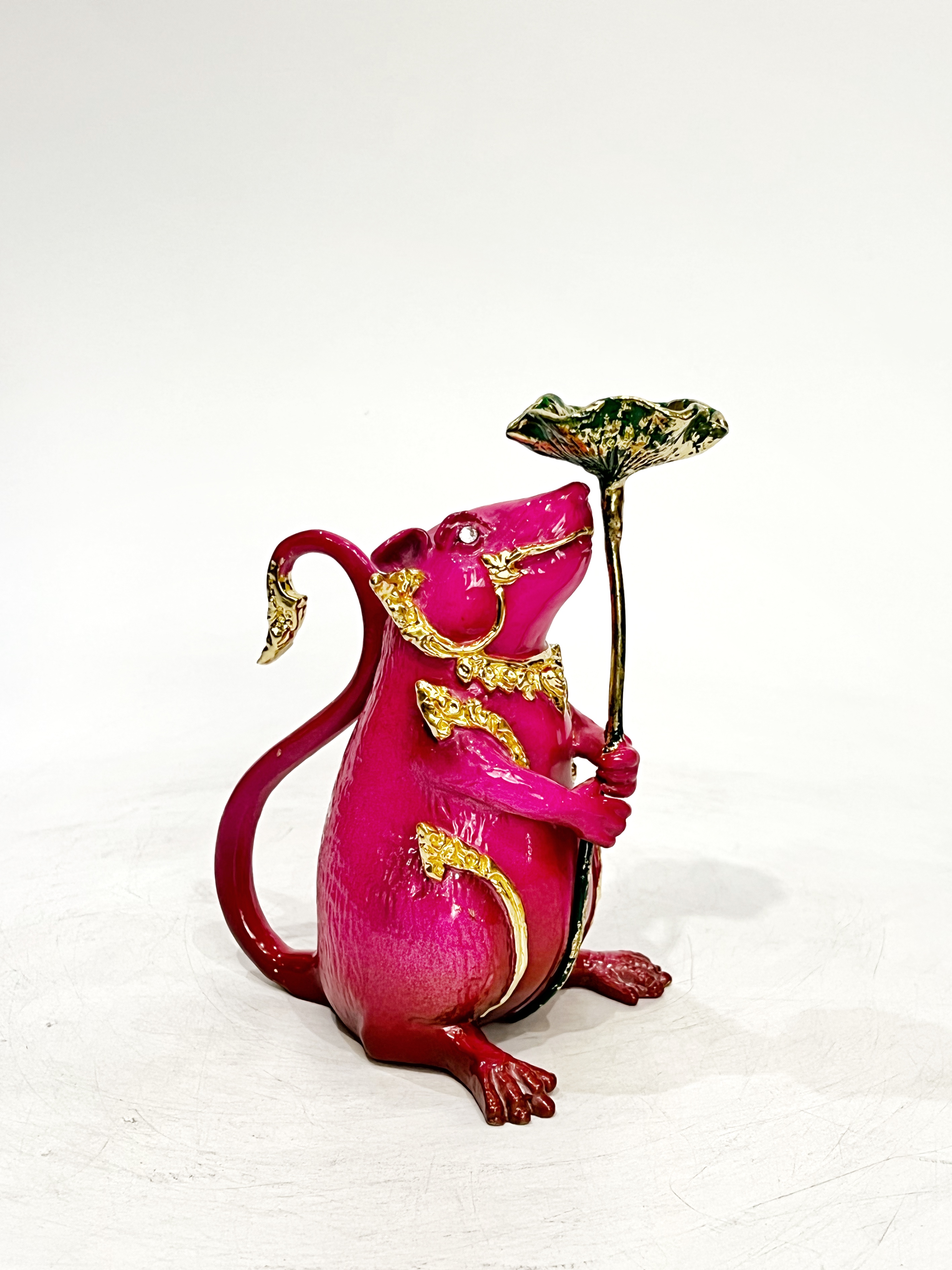 หนูมุสิกะ (ถือใบบัว วางกำยาน)