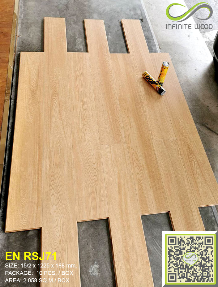 ENGINEERING CLICK LOCK FLOORED