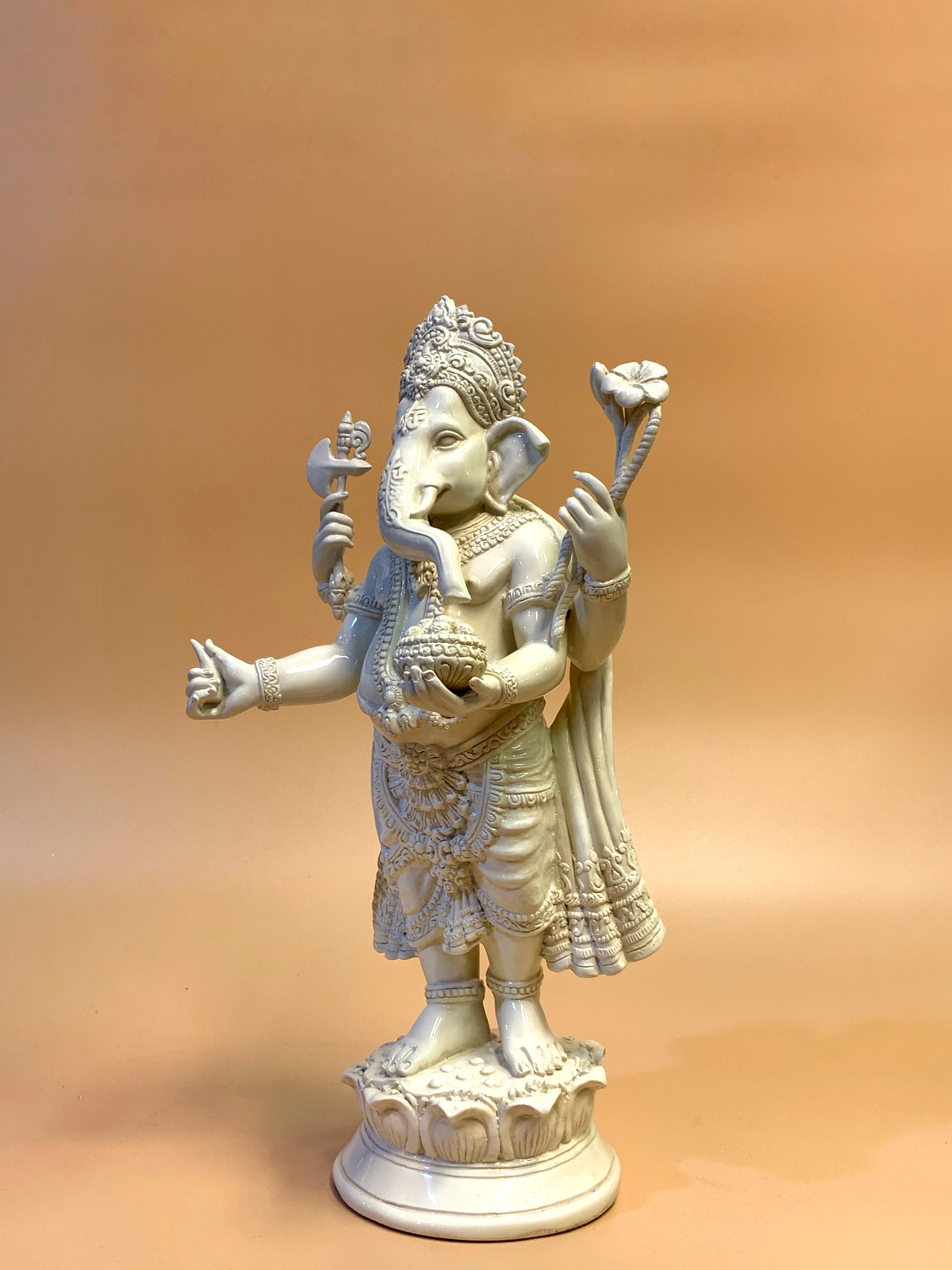 พระรีนาโมจัน คณปติ