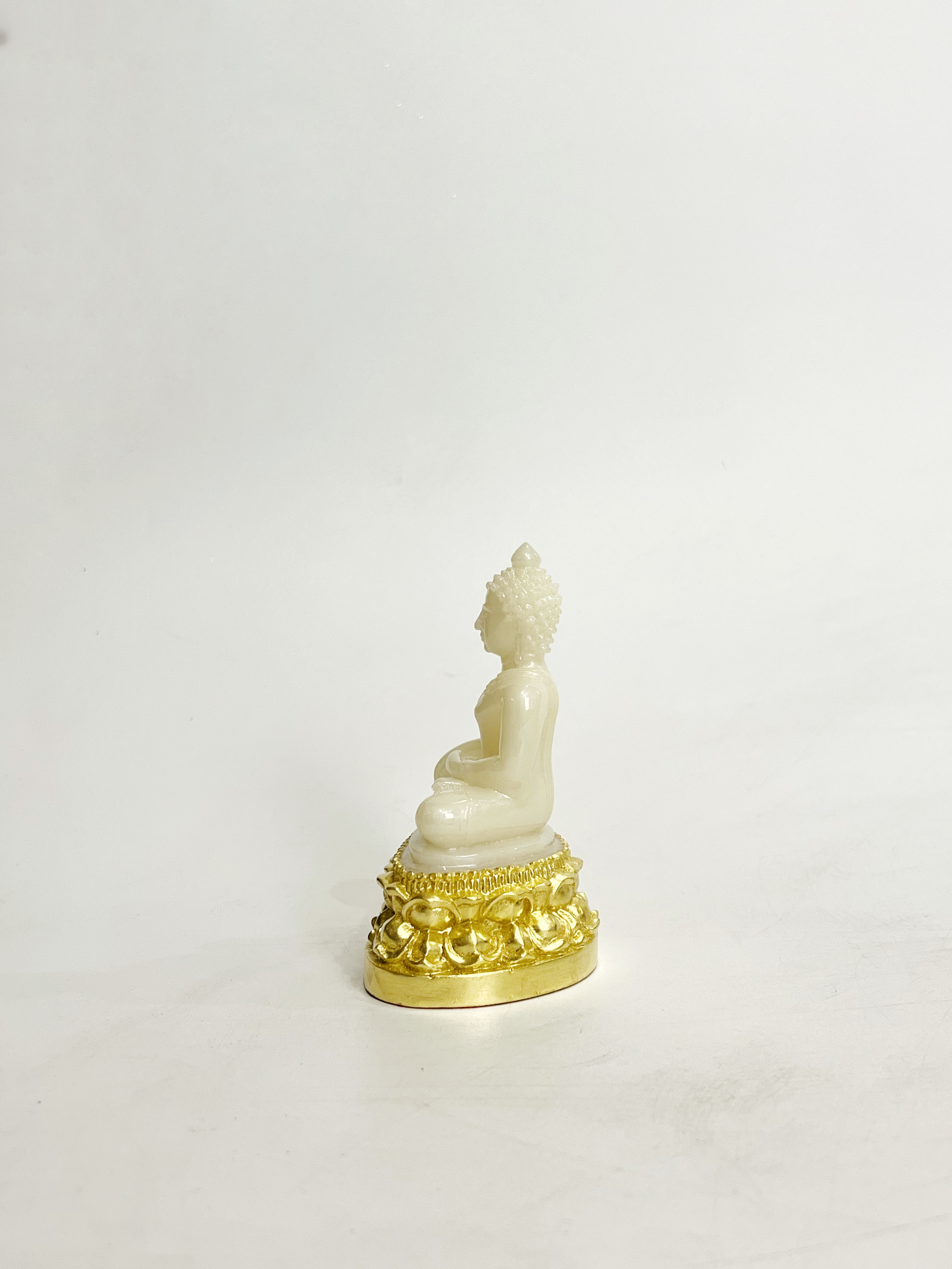 พระพุทธรูป เชียงแสน หน้าตัก 2 นิ้ว (ราคาต่อ 1 องค์)