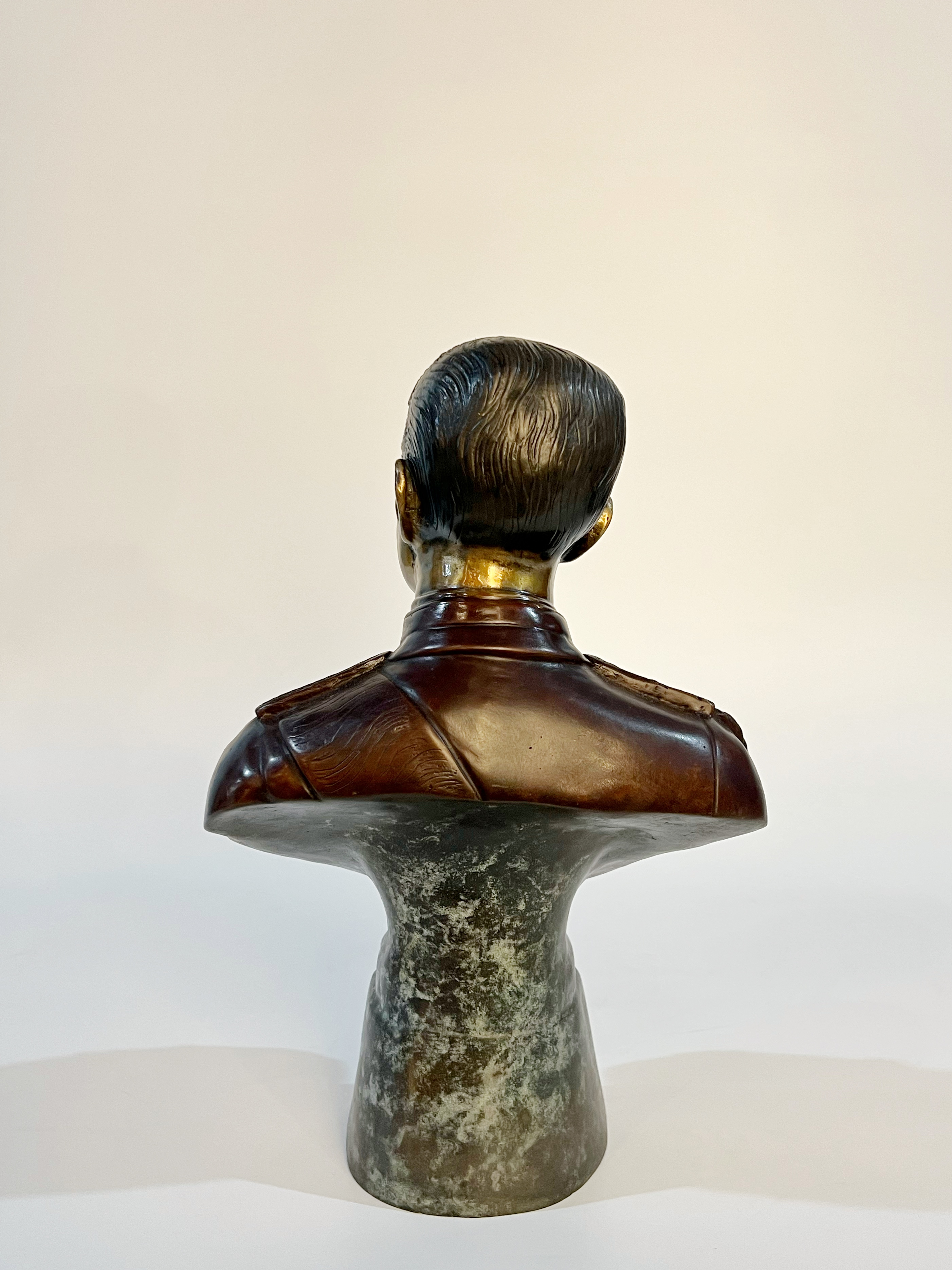 รัชกาลที่ 5 ครึ่งพระองค์ (ตราแผ่นดิน)