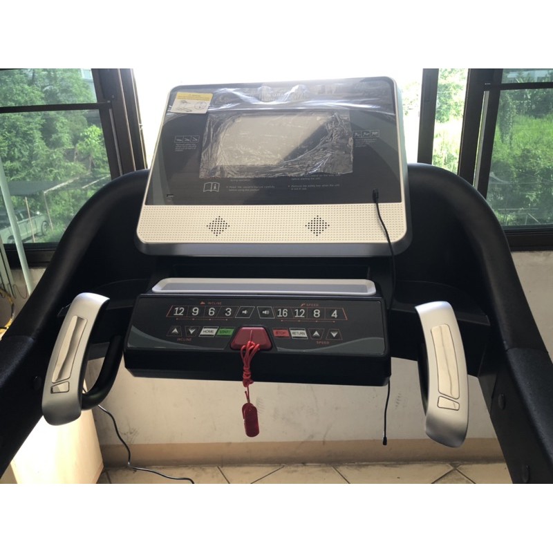 ลู่วิ่งไฟฟ้าWORLD MASTER GTS8มอเตอร์ 4.5แรงม้า