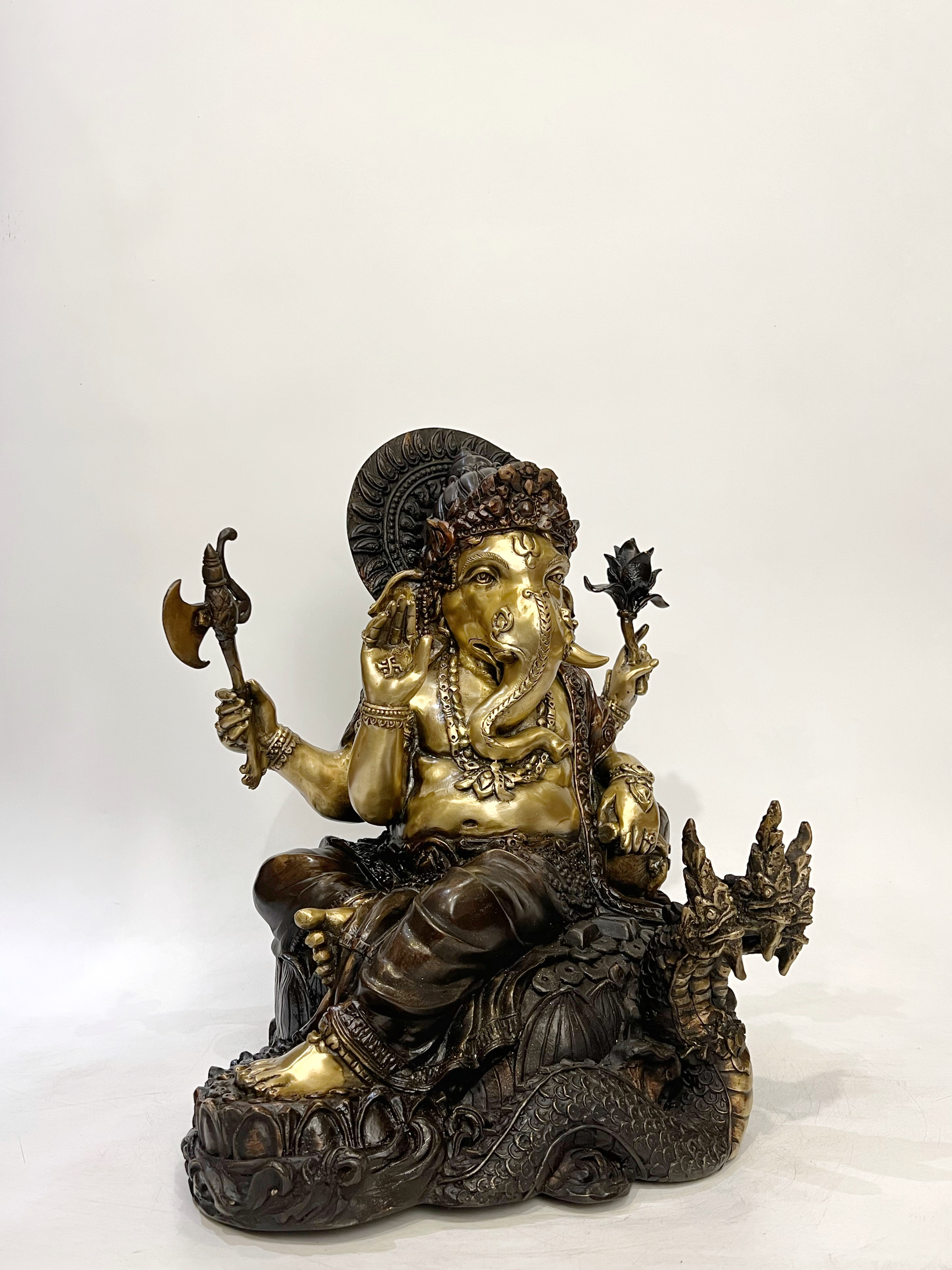 พระพิฆเนศ มหาเศรษฐีบรมสุข หน้าตัก 9 นิ้ว