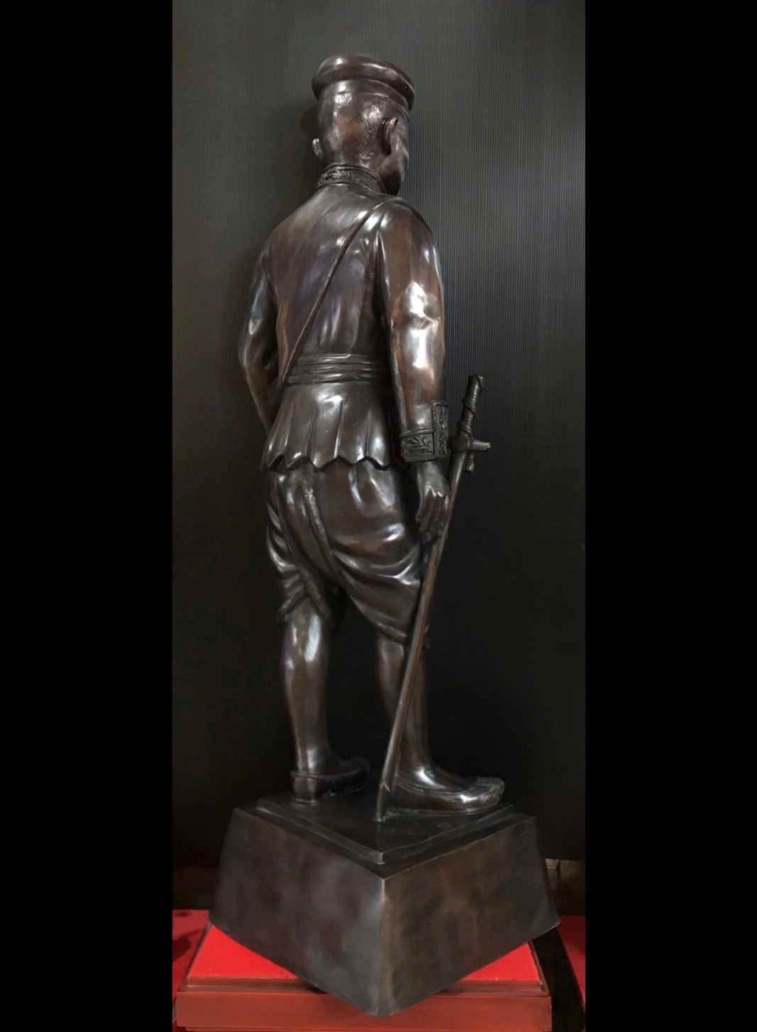 รัชกาลที่ 4 สูง 1.20 เมตร