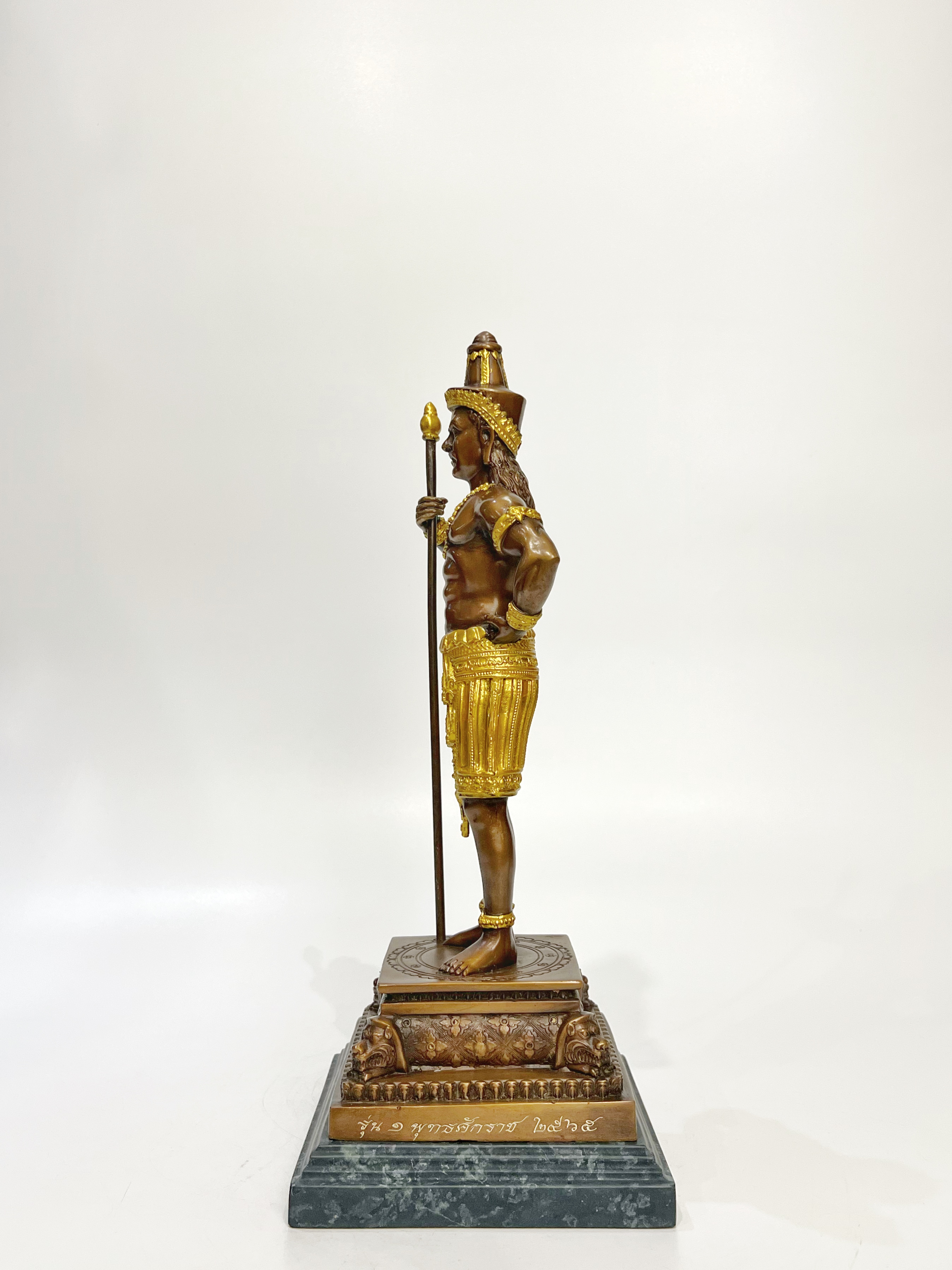 ท้าวหิรัญพนาสูร สูง 15 นิ้ว (เลขประจำองค์ 634)