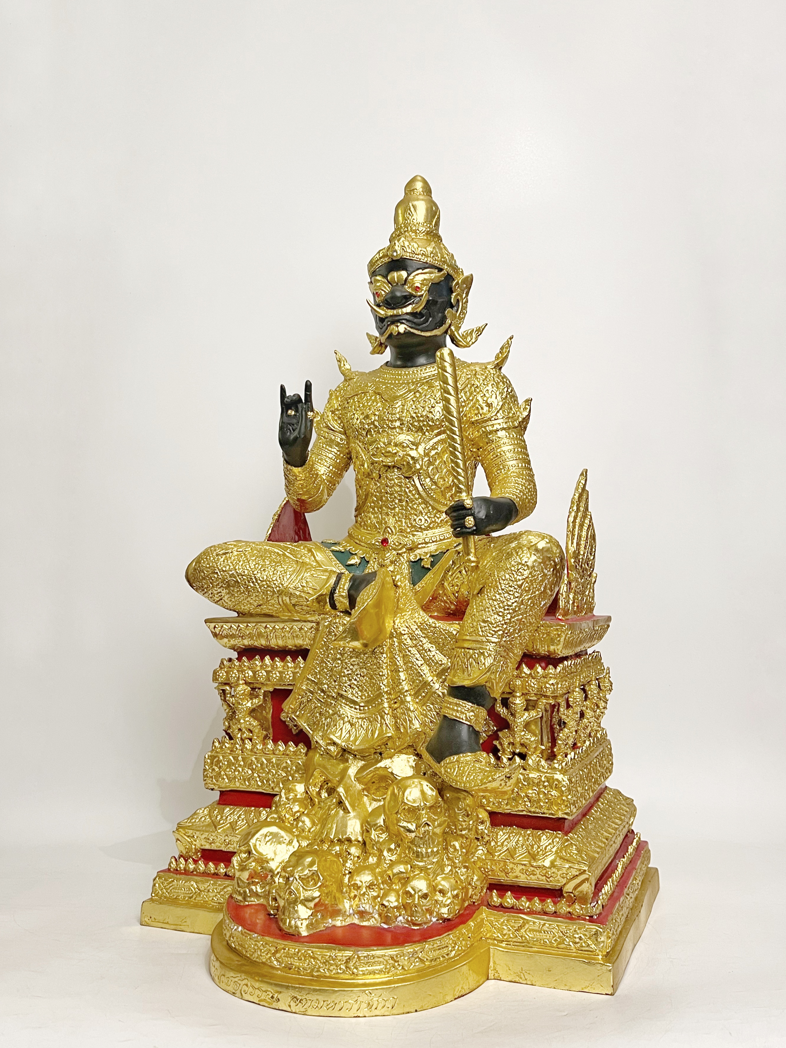 ท้าวเวสสุวรรณ รุ่นครองเมือง บัลลังก์พุดตาน สูง 79 cm.