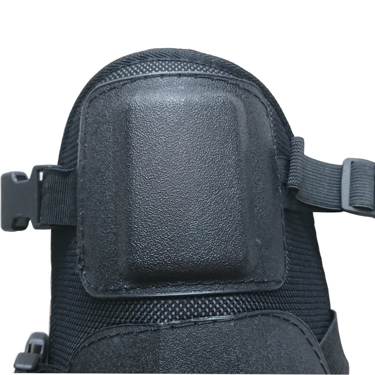 สนับแข้งตัดหญ้า