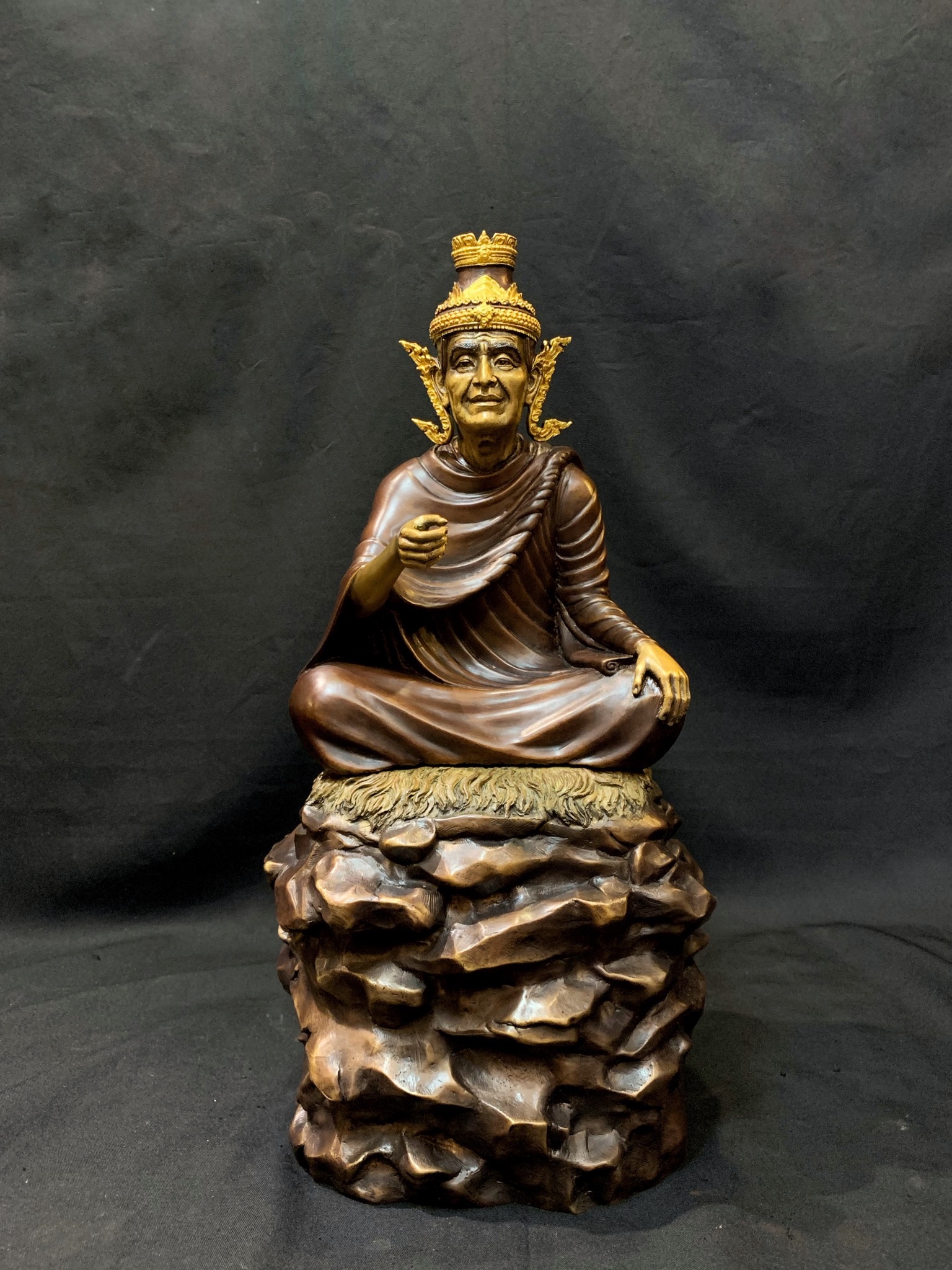 ฤาษีนารอด ปางทำน้ำมนต์ หน้าตัก 9 นิ้ว