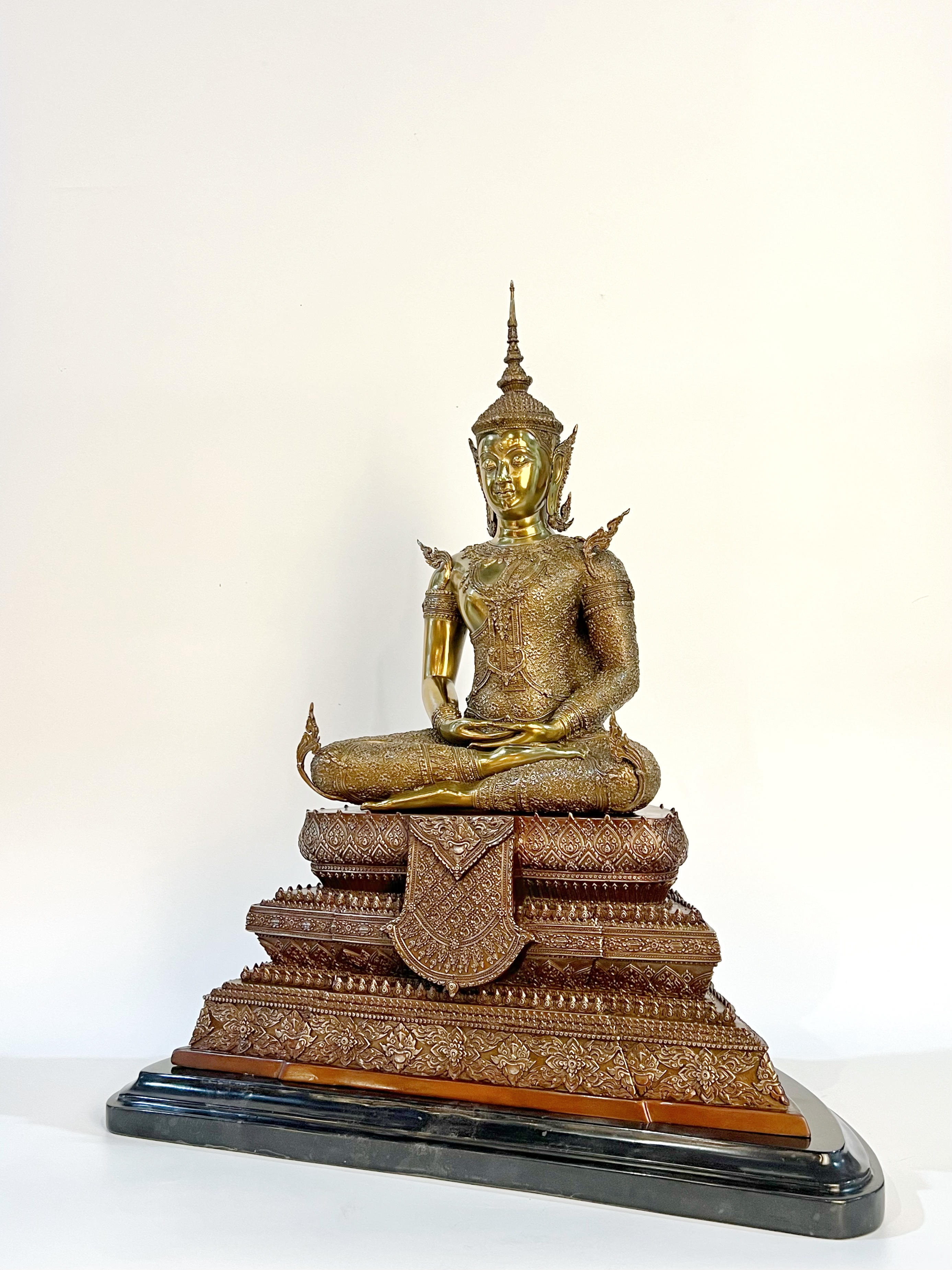 พระรัตนะ หน้าตัก 9 นิ้ว (หมายเลข 18)