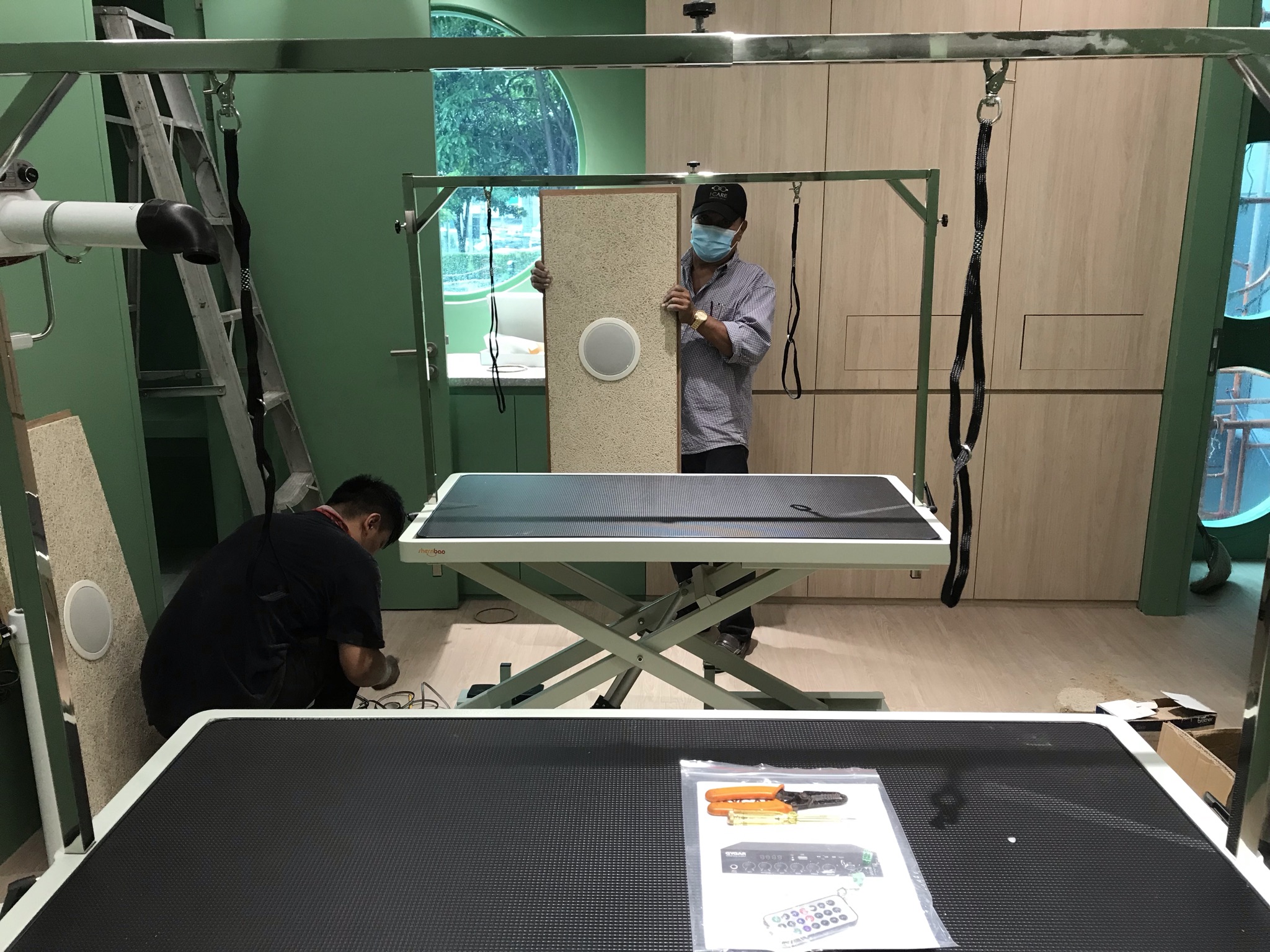 ติดตั้งระบบเสียงตามสาย HATO PET WELLNESS CENTER สาขาเซ็นทรัลเวสต์เกต