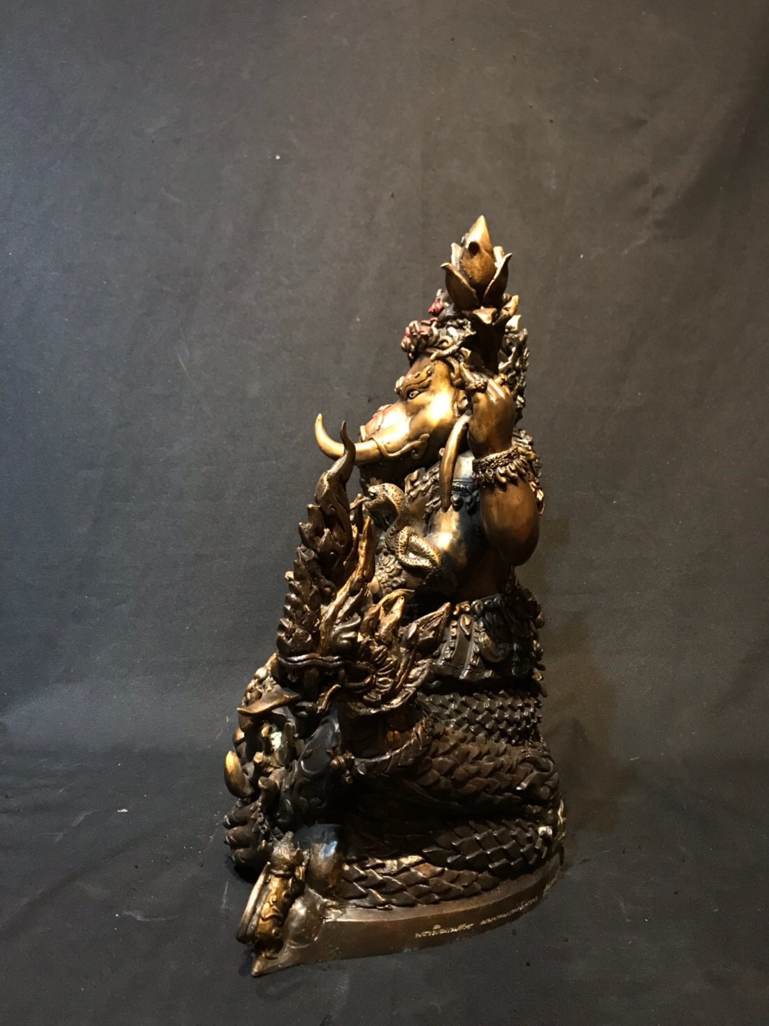 พระพิฆเนศ รุ่นบัลลังก์เศรษฐี หน้าตัก 9 นิ้ว