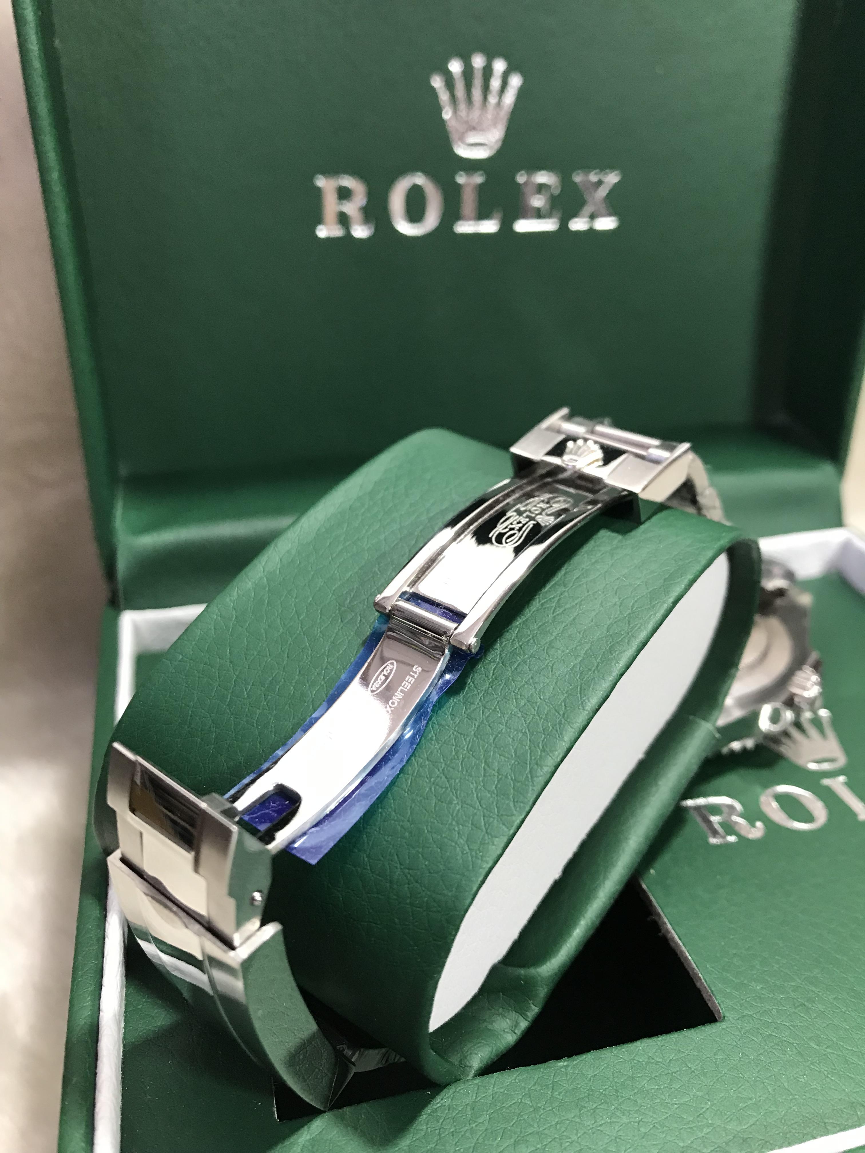 Rolex GMT-Master2 (Pepsi)