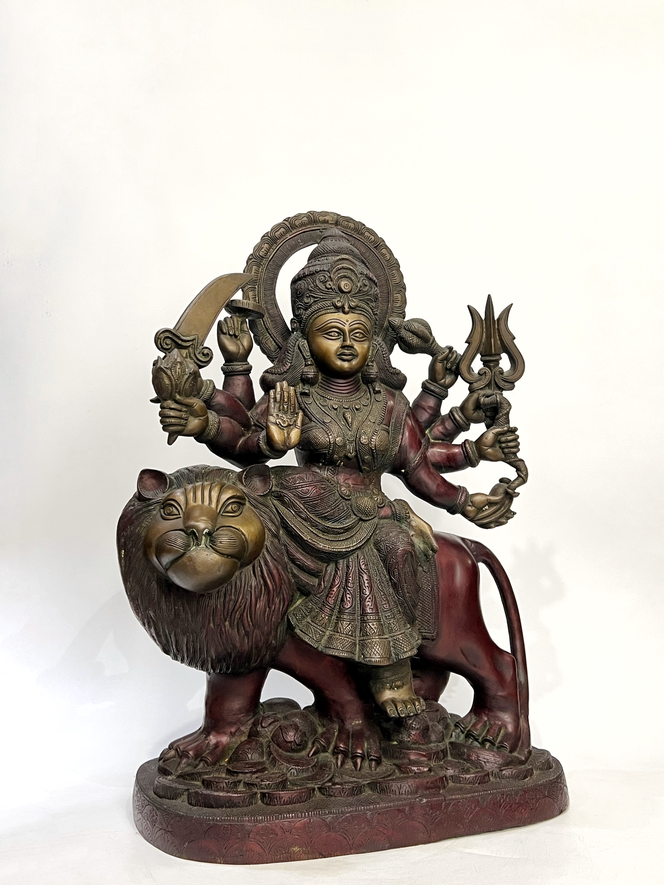 พระแม่อุมาเทวี ปางมหาทุรคา หรือ พระแม่ทุรคาทรงราชสีห์ (พระแม่อุมาขี่เสือ) หน้าตัก 9 นิ้ว