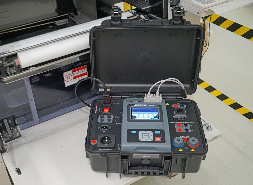 METREL รุ่น MI 3325 เครื่องวิเคราะห์ความปลอดภัยของเครื่องใช้ไฟฟ้าและเครื่องจักรที่มีตู้ควบคุมระบบไฟฟ้า