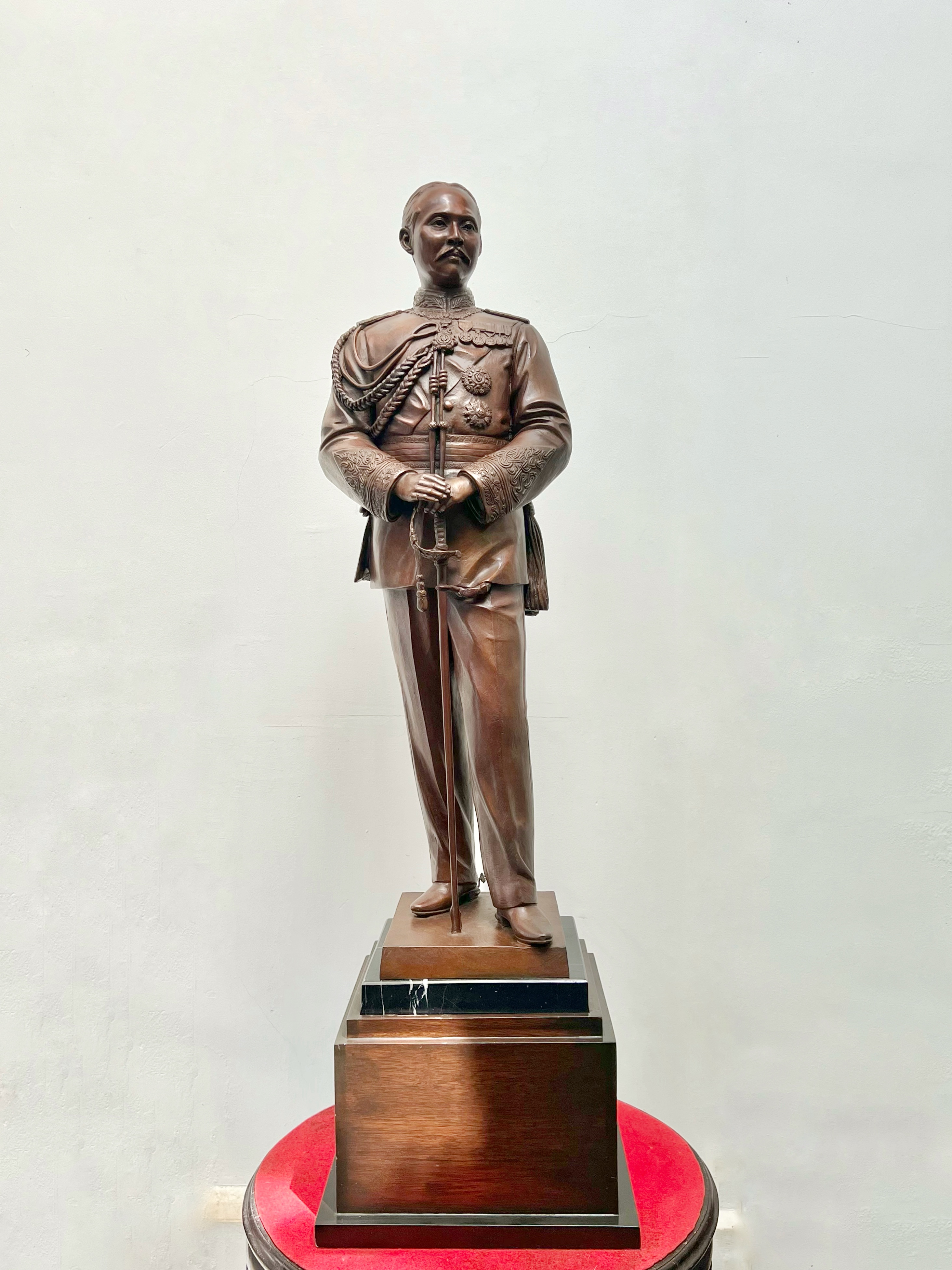 พระบาทสมเด็จพระจุลจอมเกล้าเจ้าอยู่หัว หน้าตัก 16 นิ้ว