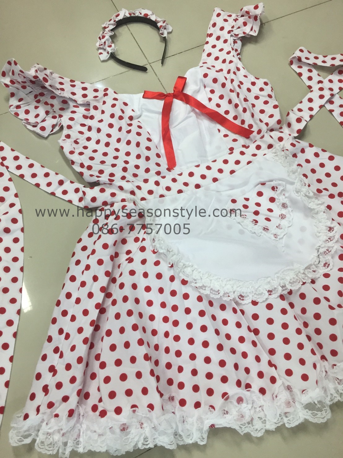 ชุดเมด โลลิต้า สาวเสริฟ ขาวจุดแดง โบว์แดง