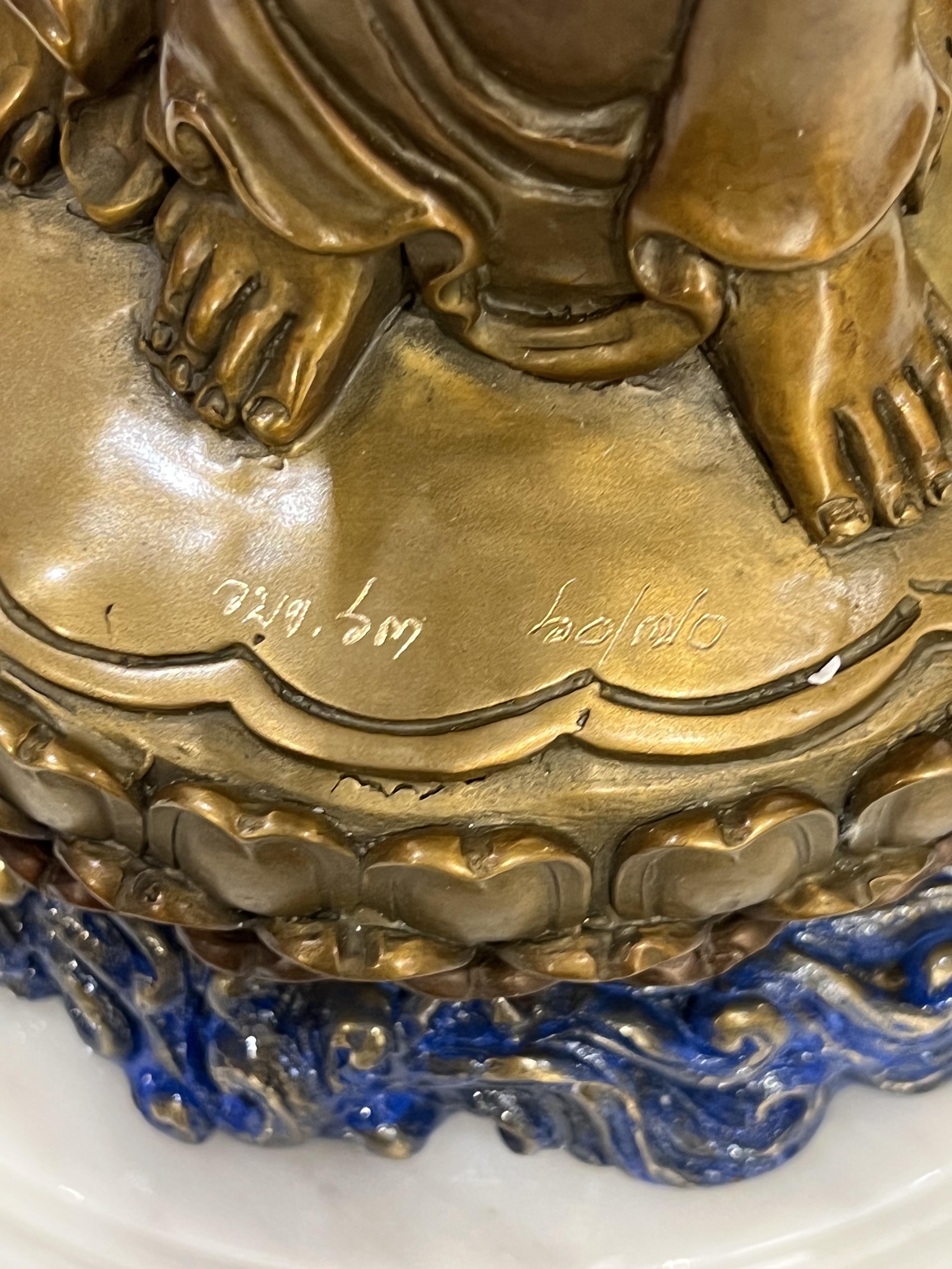 พระโพธิสัตว์กวนอิม สูง 20 นิ้ว