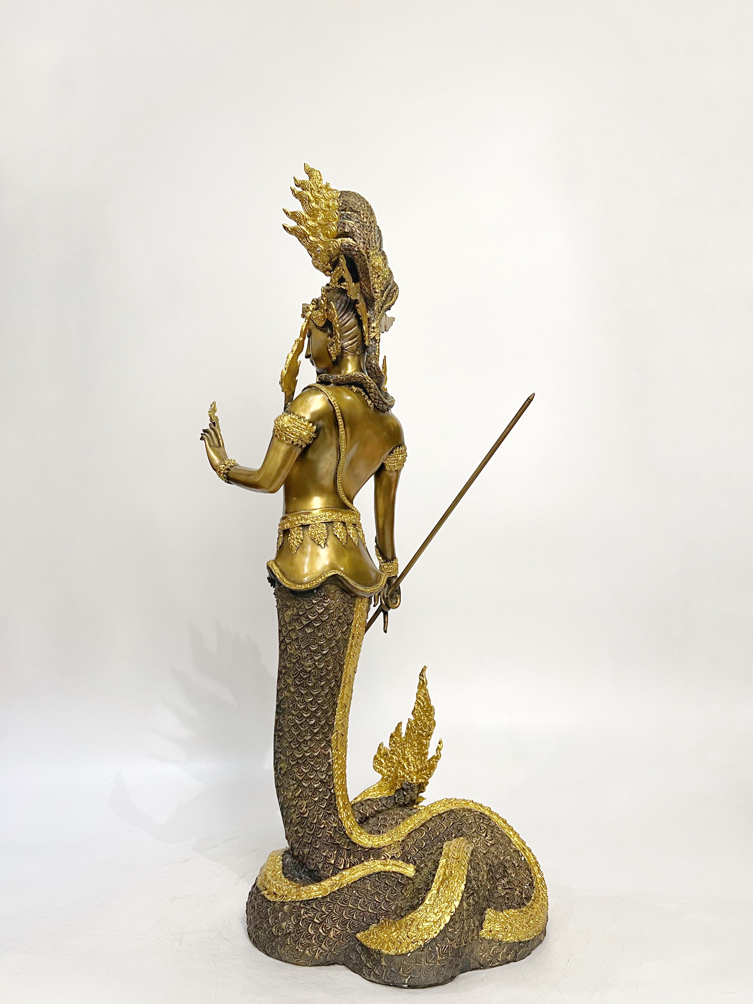 ปู่นาคราช หน้าตัก 12 นิ้ว