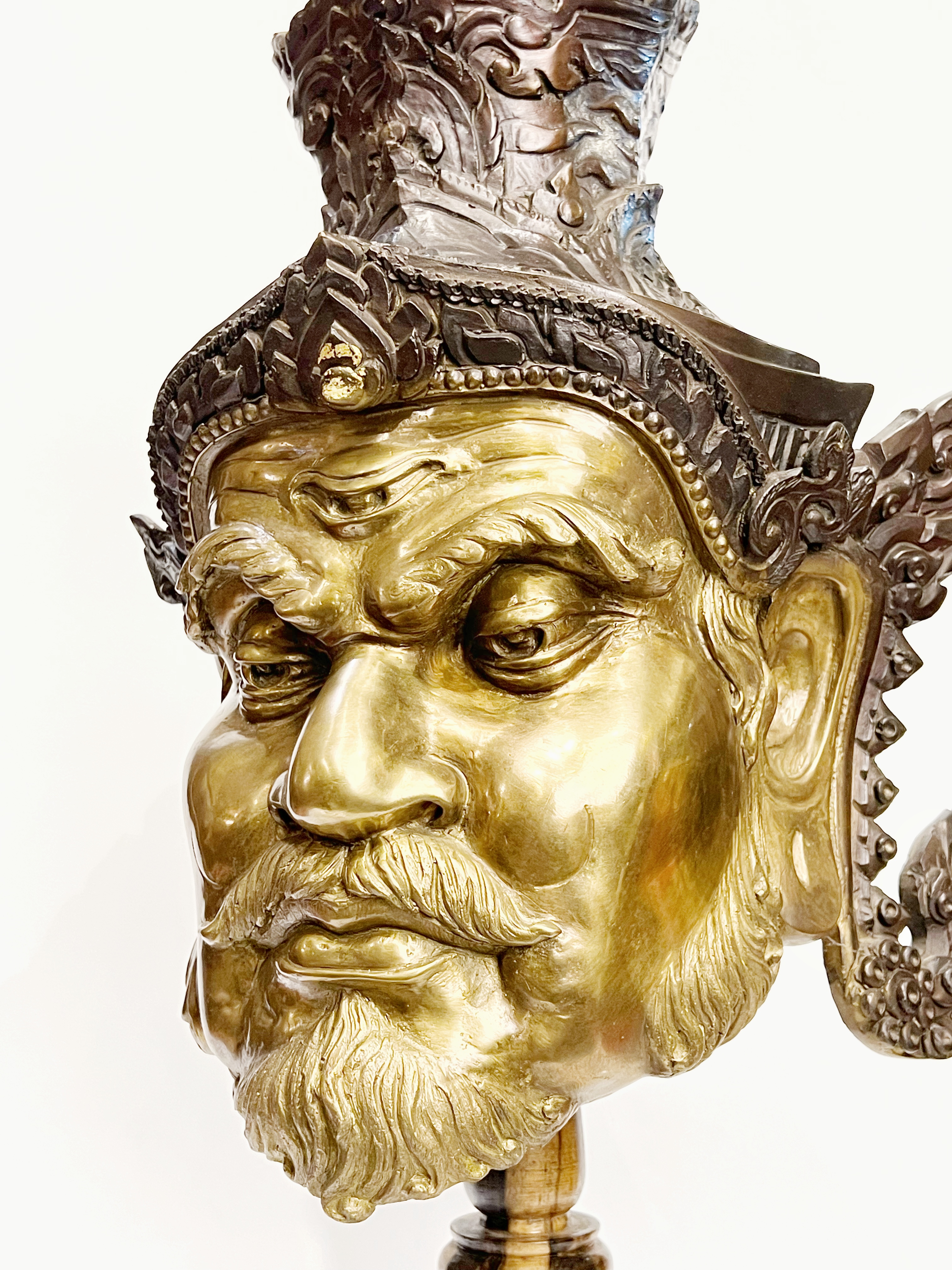 เศียร มหามุนีฤาษีตาไฟ ปู่ฤาษีตาไฟ