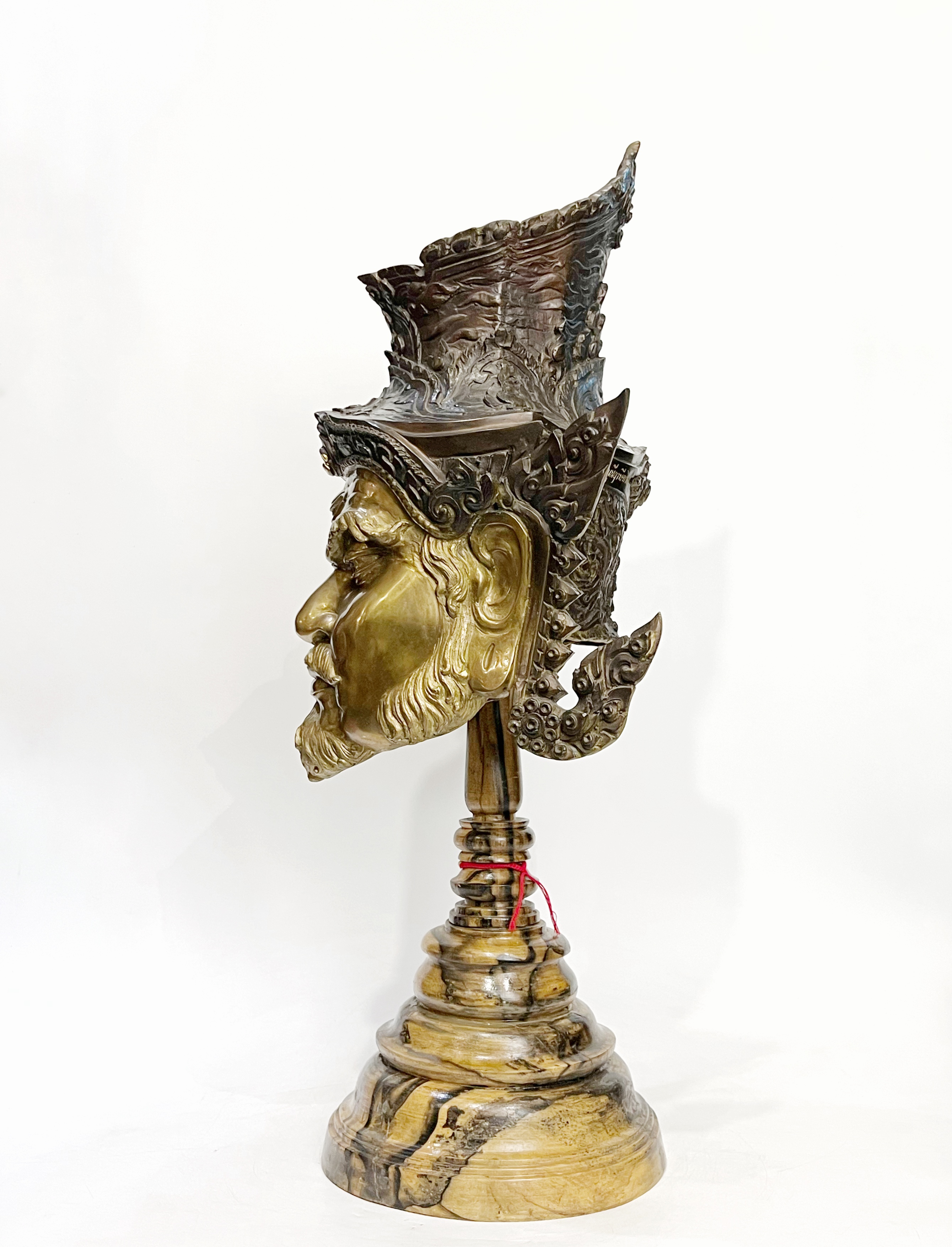 เศียร มหามุนีฤาษีตาไฟ ปู่ฤาษีตาไฟ