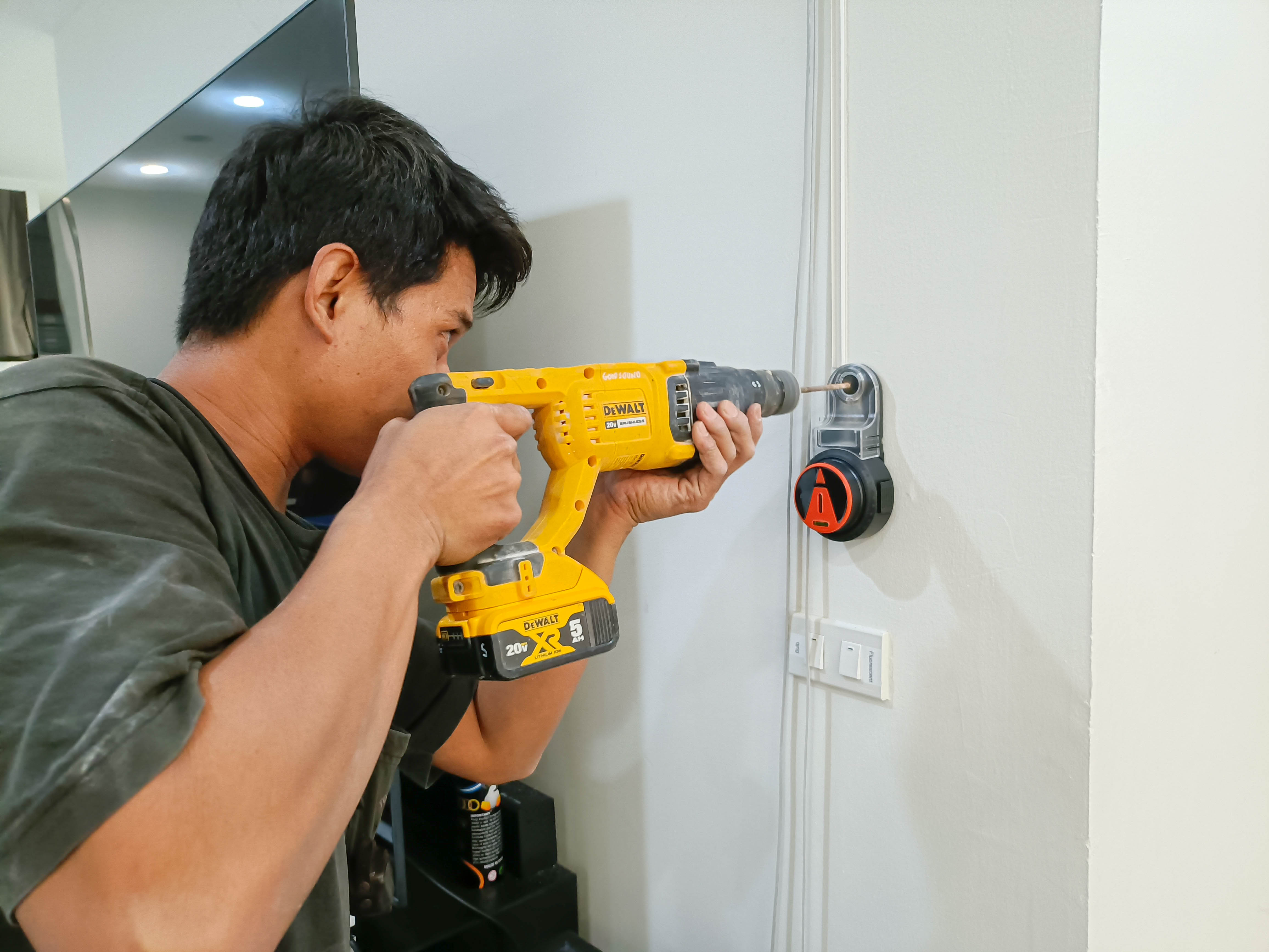 ระบบเสียงตามสายสำนักงานบริษัท MEGA CLINIC อาคารสาทร นคร ทาวเวอร์