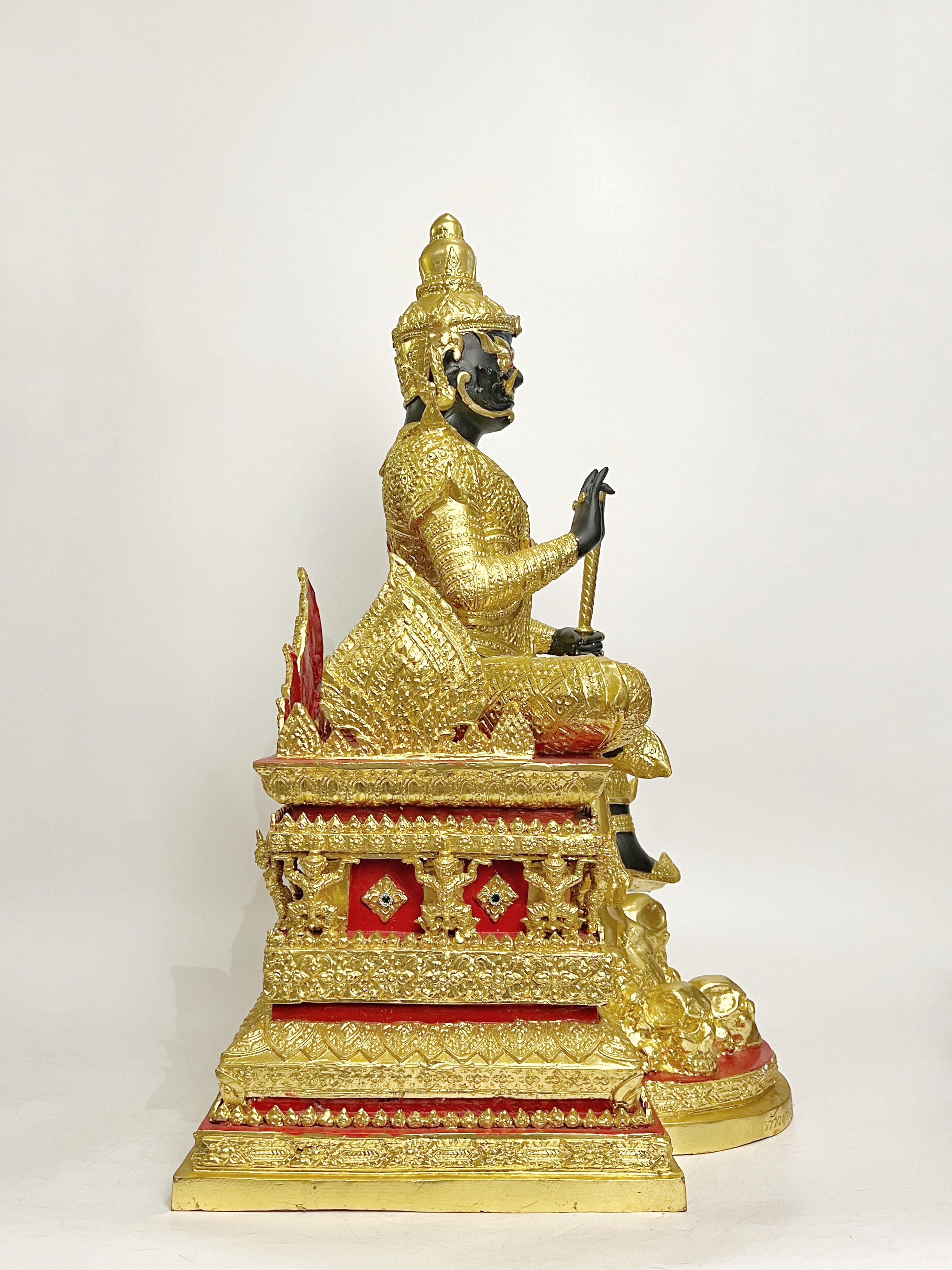 ท้าวเวสสุวรรณ รุ่นครองเมือง บัลลังก์พุดตาน สูง 79 cm.