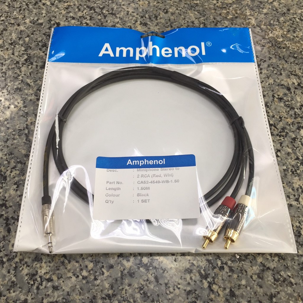 AMPHENOLสายTR-ST-RCAx2 1.5M CA52-4143-W-1.5