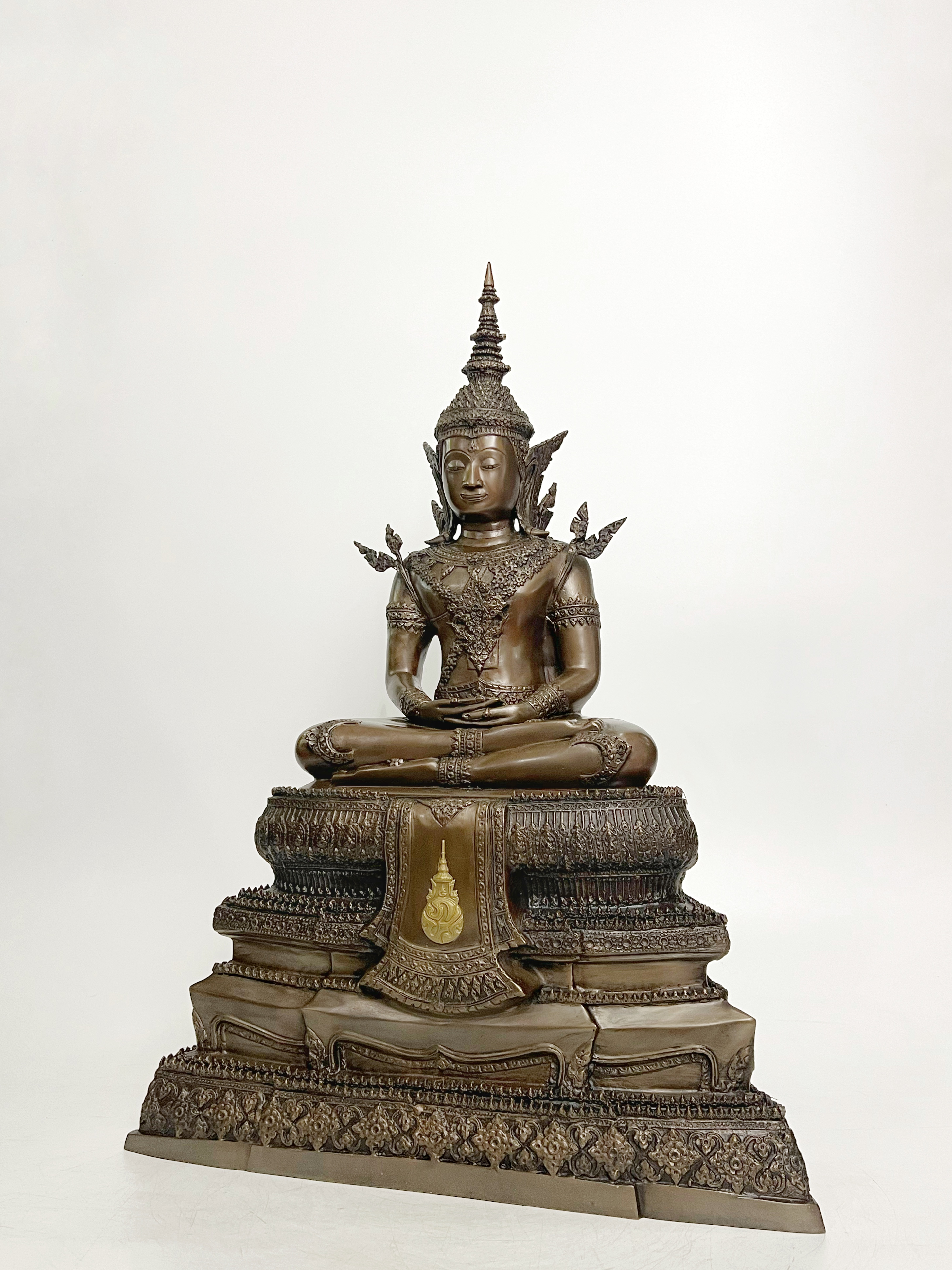 พระแก้วมรกต ภปร. หน้าตัก 9 นิ้ว