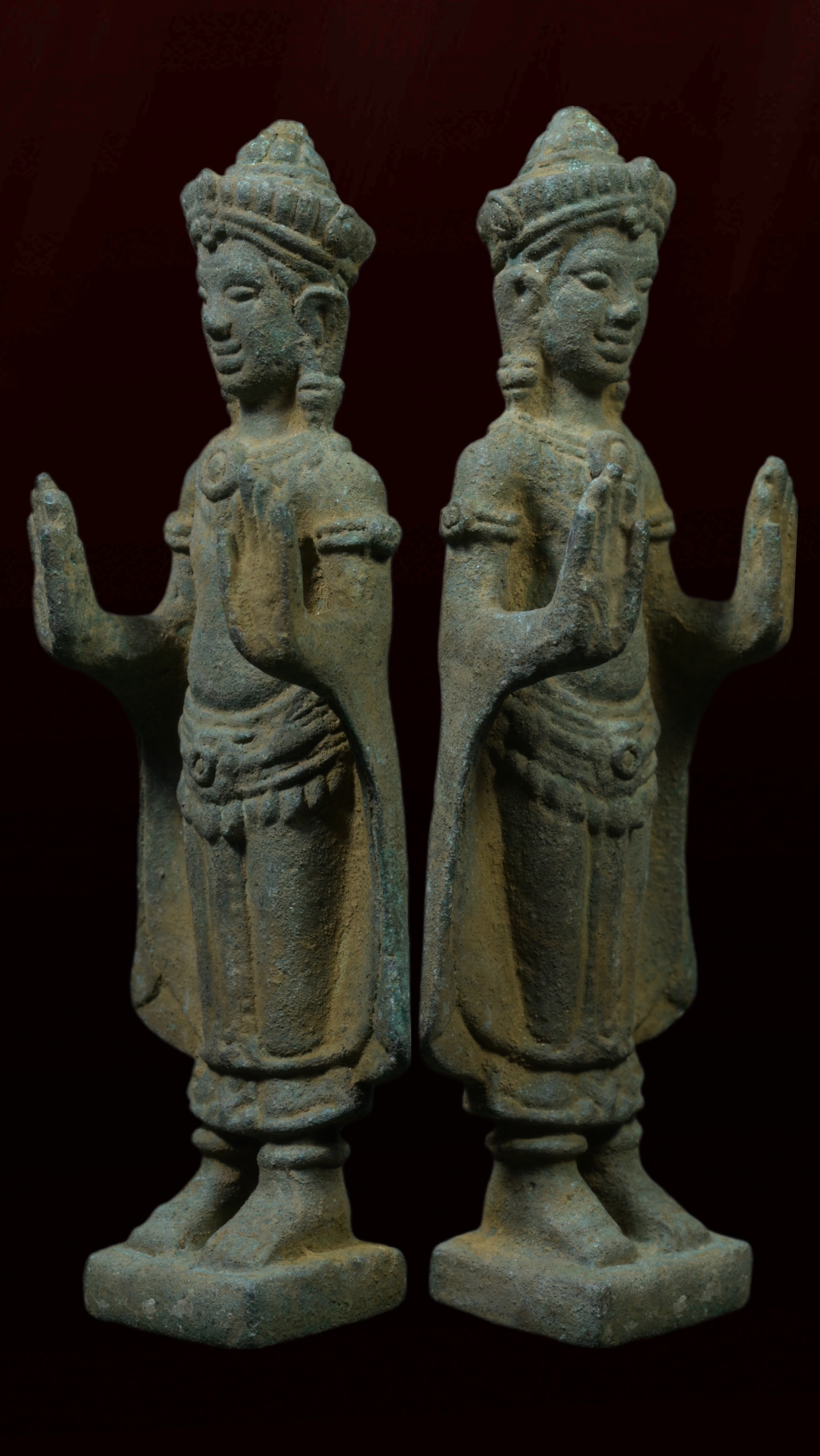 พระปางยืนห้ามสมุทร เนื้อสำริด สนิมเขียว