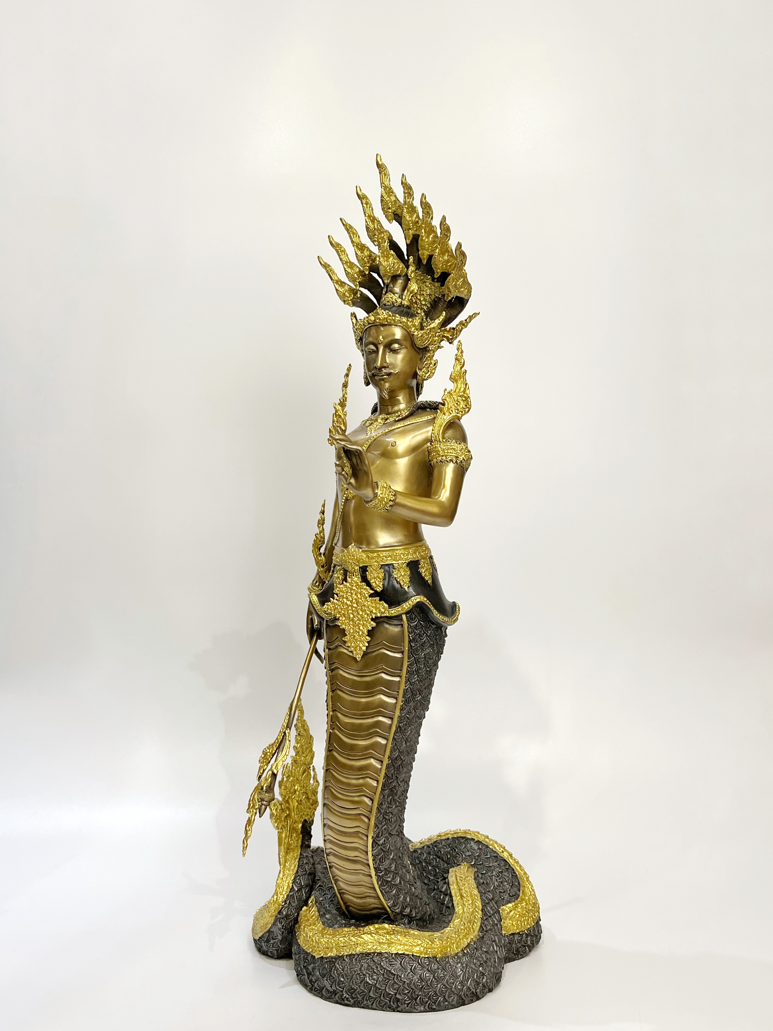 ปู่นาคราช หน้าตัก 12 นิ้ว