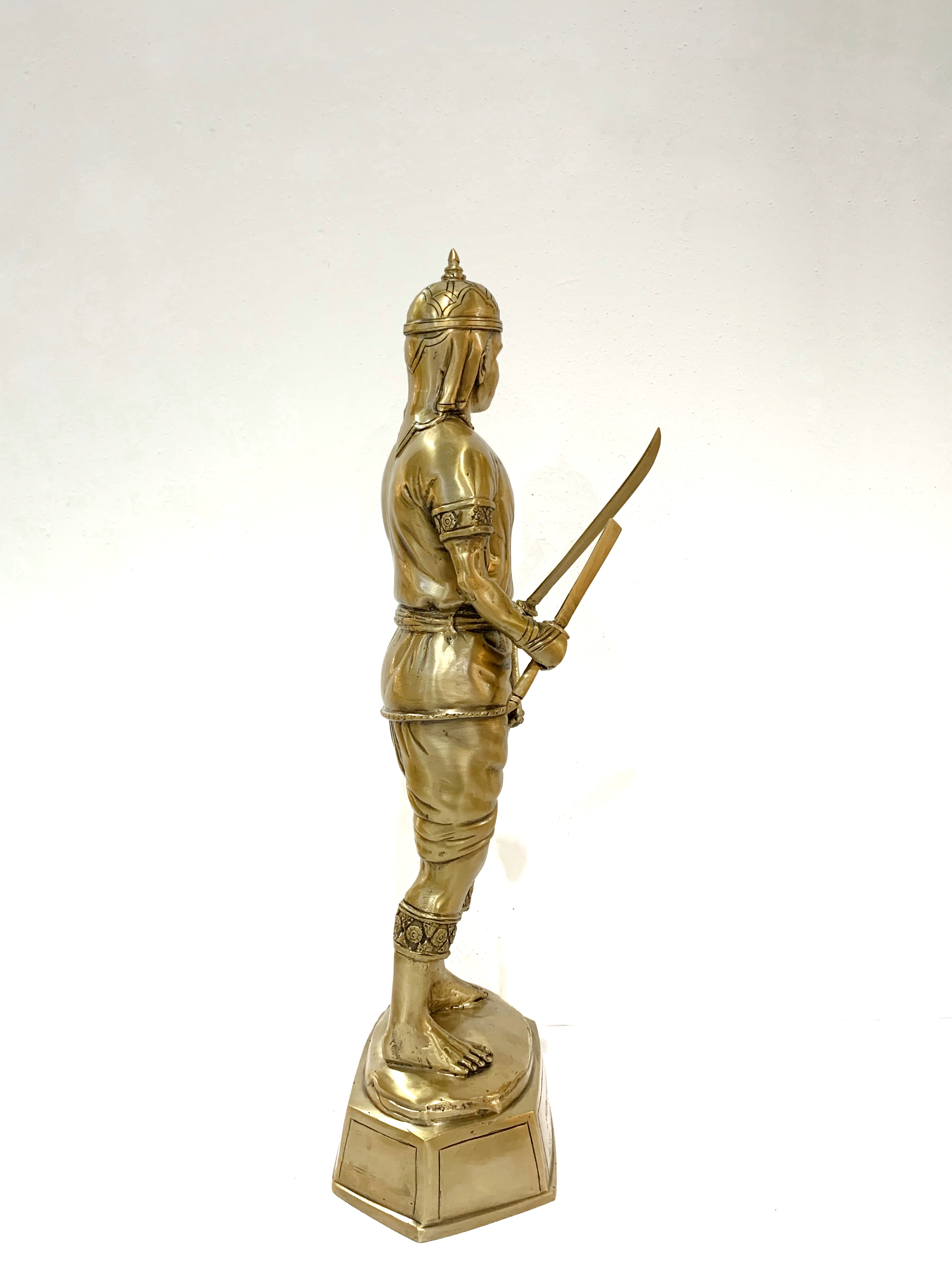 พระยาพิชัยดาบหัก หน้าตัก 9 นิ้ว