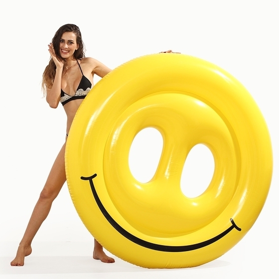 ห่วงยาง หน้ายิ้ม Inflatable Smiley Face Ring Float