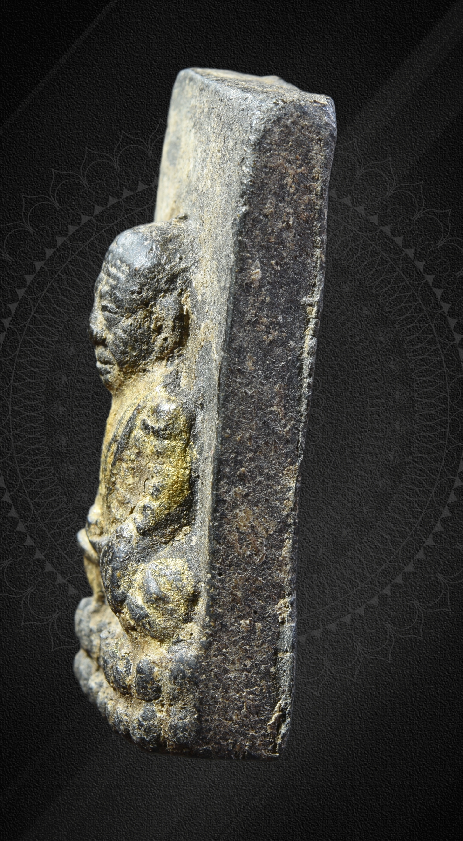 พระหลวงปู่ทวดเนื้อว่าน สี่เหลี่ยม