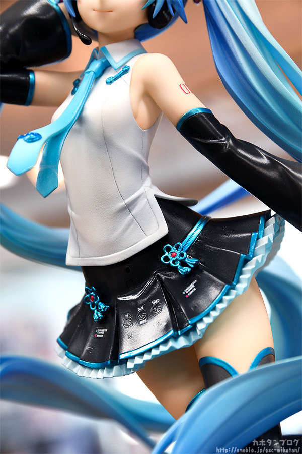 ปิดออเดอร์ (Pre-Order) Hatsune Miku V4 Chinese - 1/8 GSC