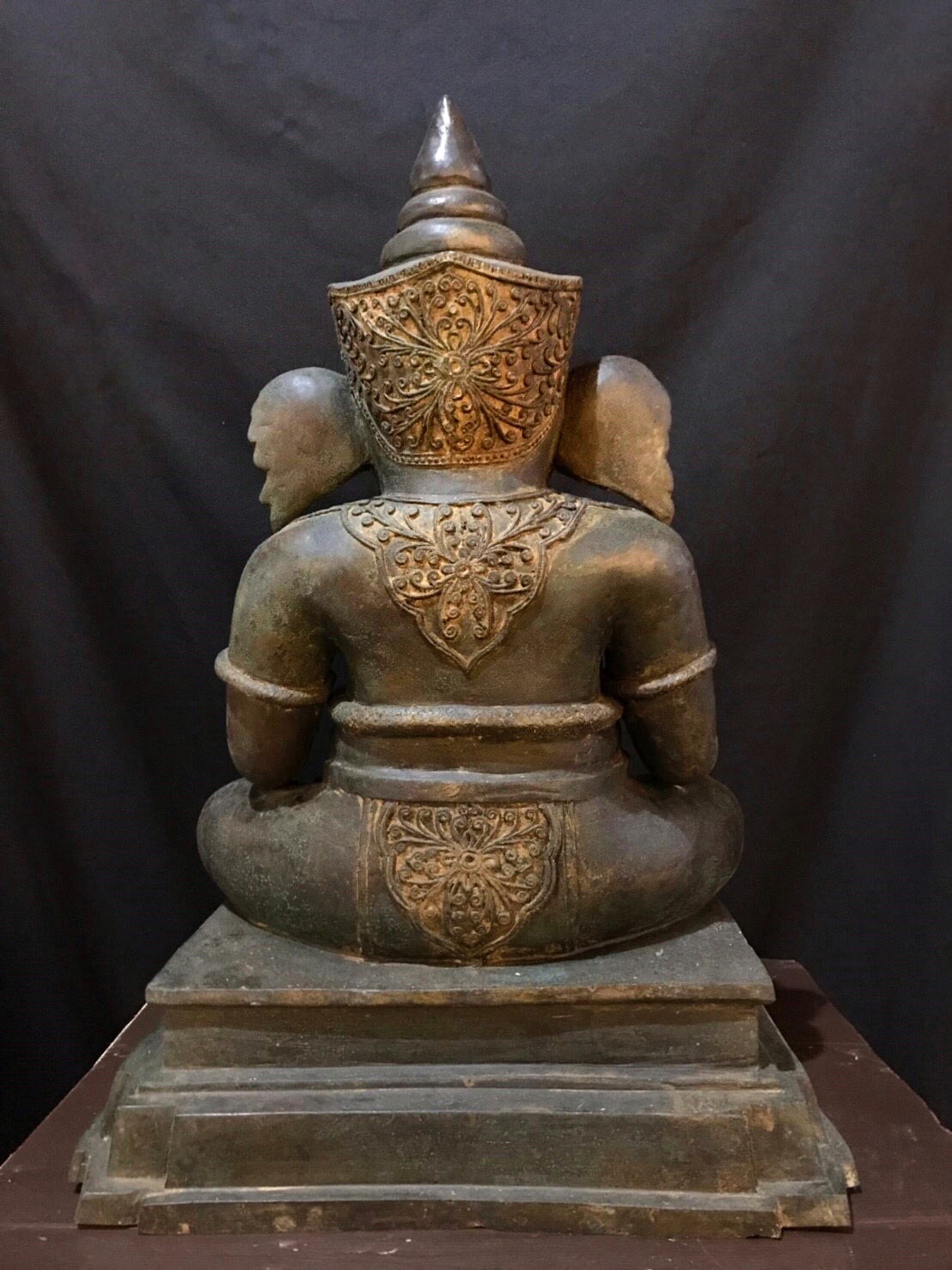 พระพิฆเนศ หน้าตัก 16 นิ้ว