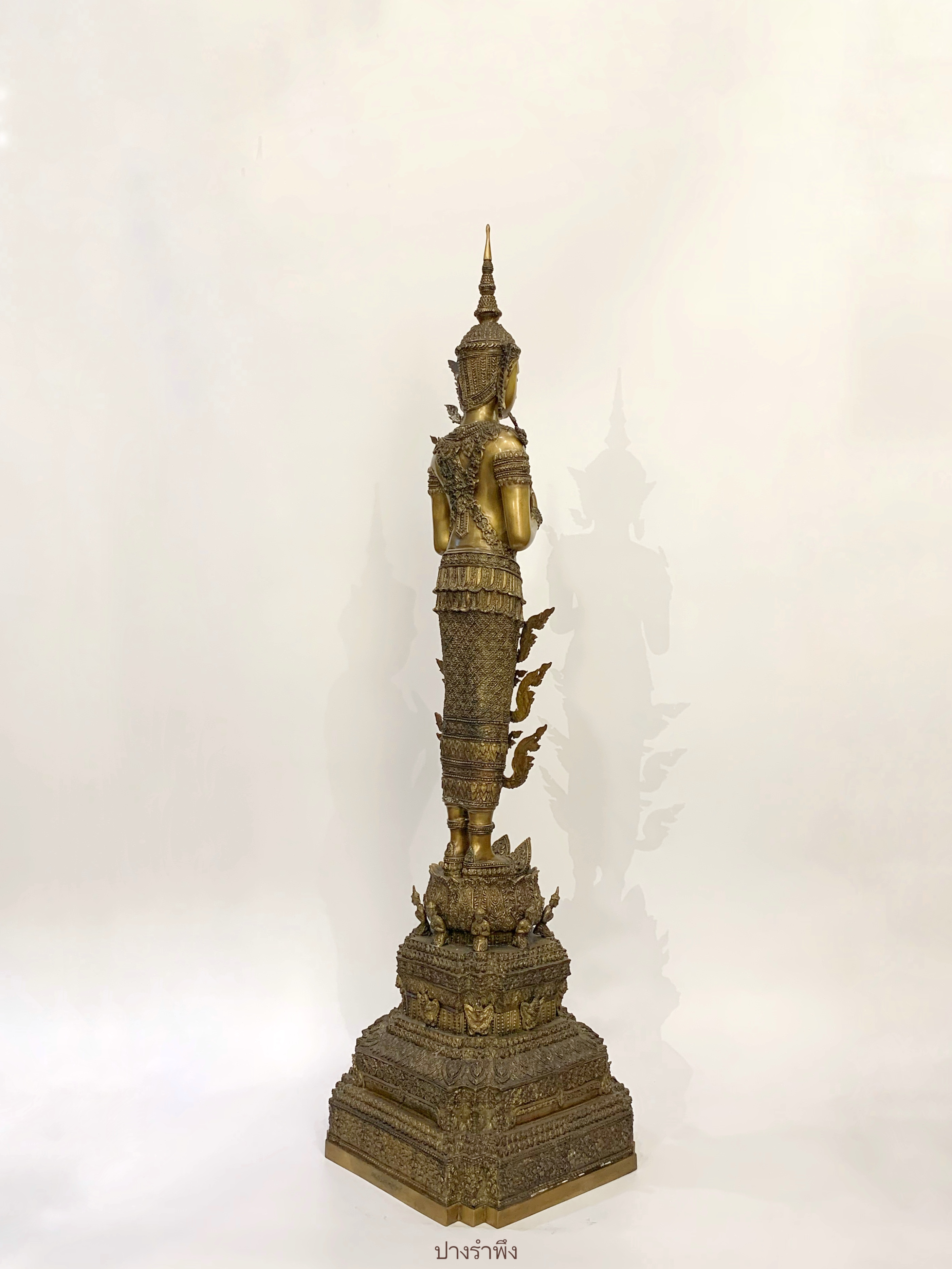 พระพุทธรูป ทรงเครื่องจักพรรดิ์ หน้าตัก 9 นิ้ว (ครบทั้ง 13 ปาง)