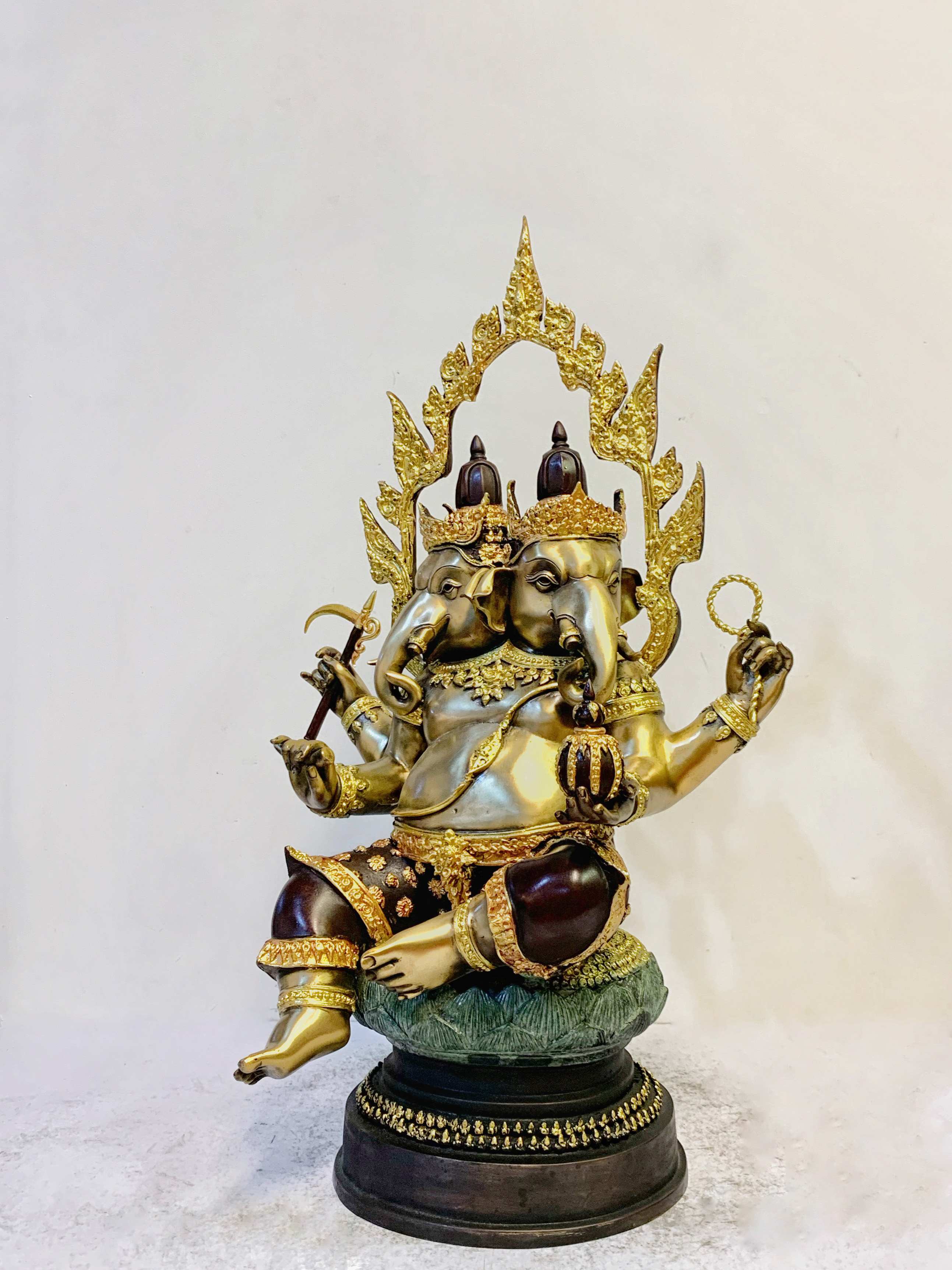 พระพิฆเนศ ปางทวิมุข หน้าตัก 9 นิ้ว