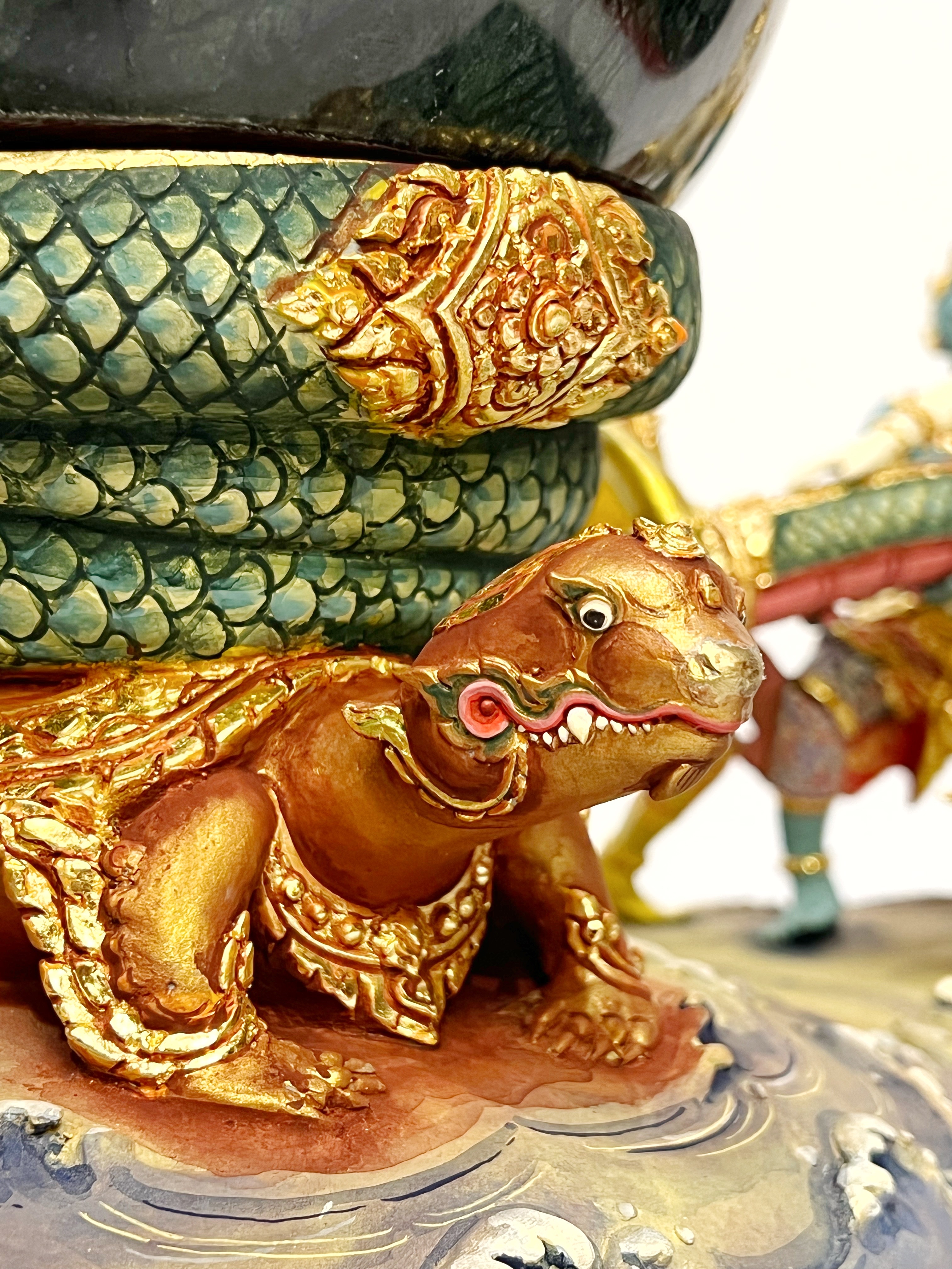 ครอบน้ำอมฤต พระนารายณ์กวนเกษียรสมุทร พร้อมฐานหินอ่อน