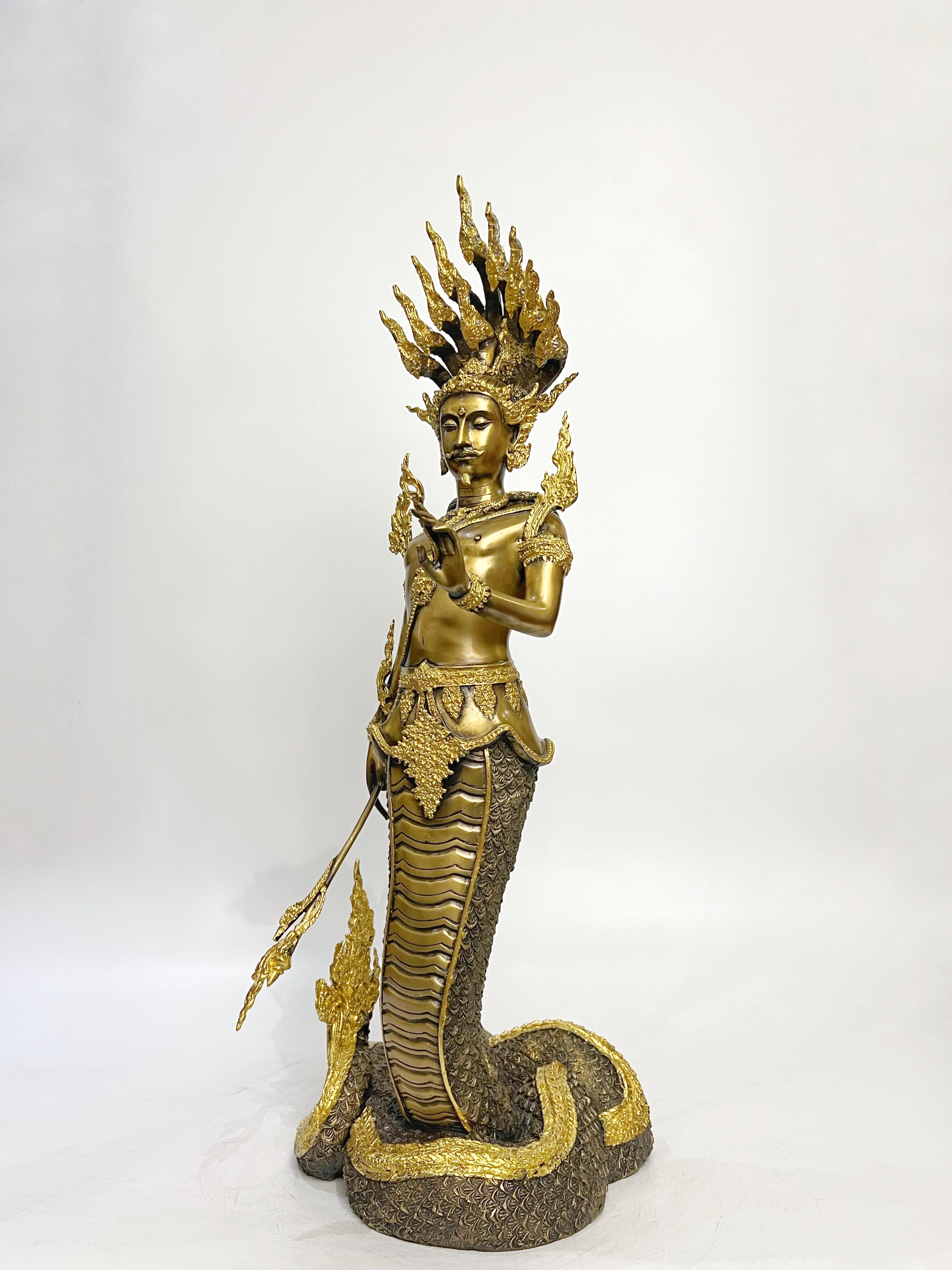 ปู่นาคราช หน้าตัก 12 นิ้ว