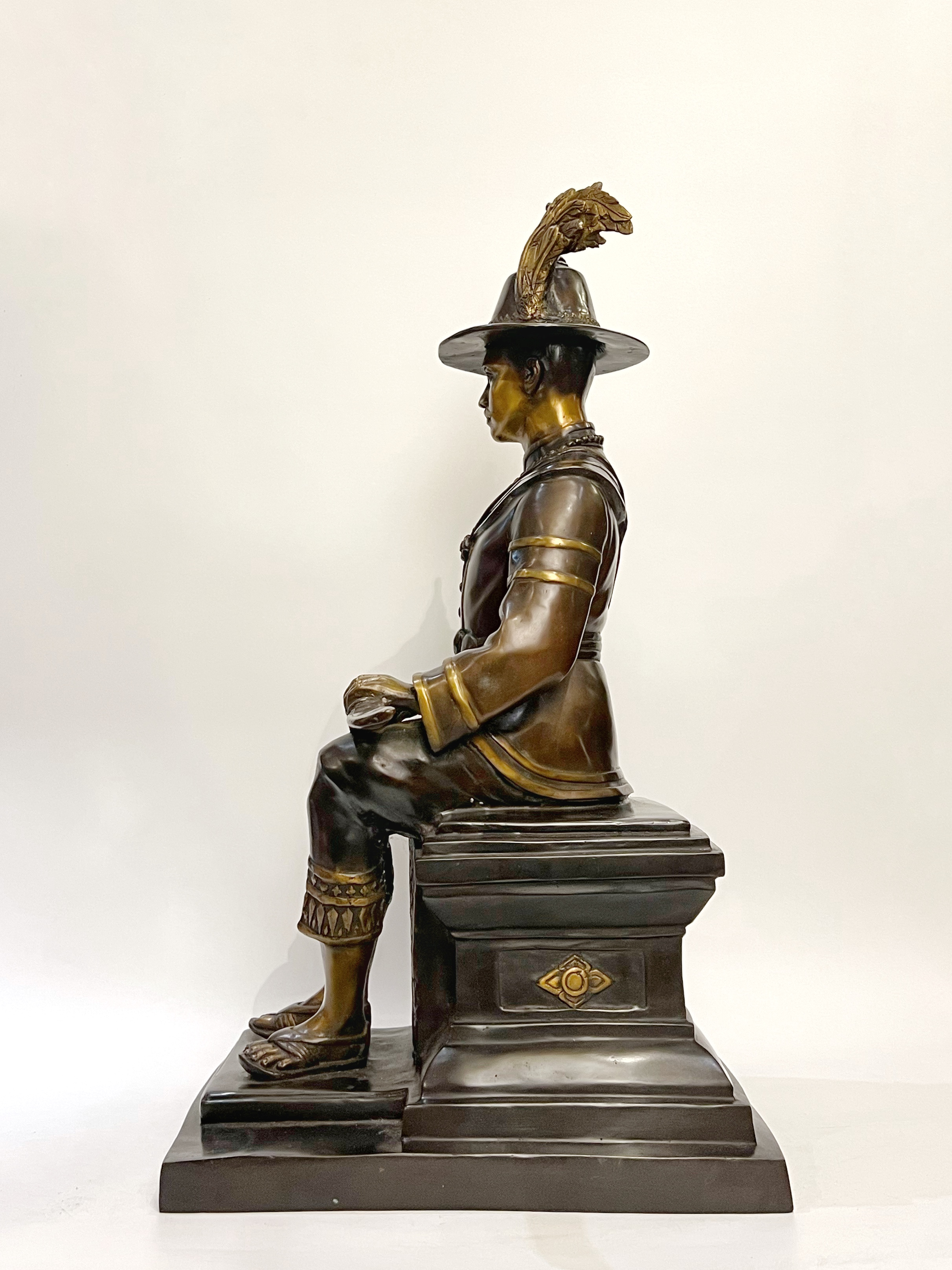 สมเด็จพระเจ้าตากสินมหาราช นั่งบัลลังก์ หน้าตัก 14 นิ้ว