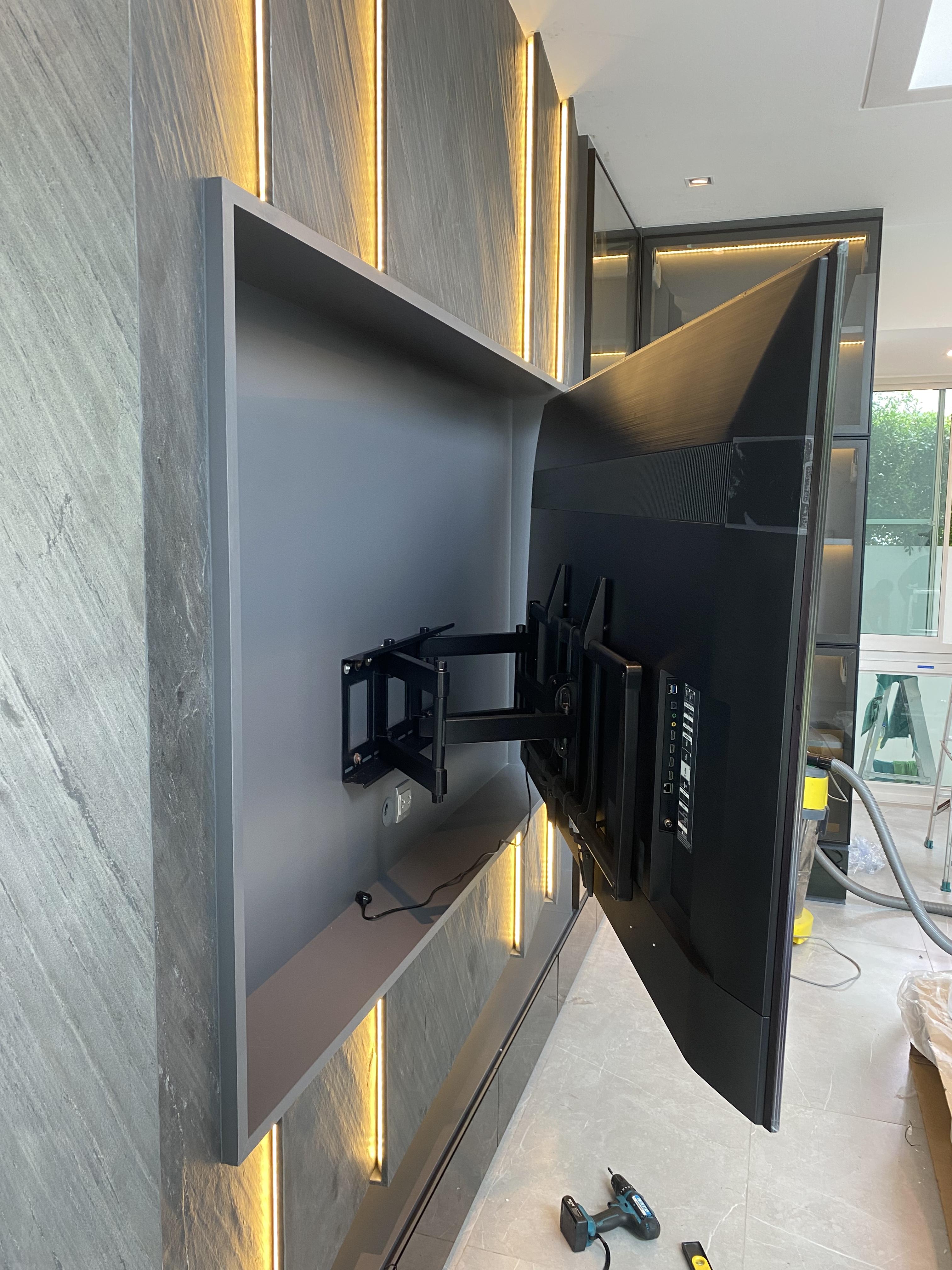 JMTVSTAND MT-A5050 ขาแขวนทีวีแบบสวิงตัวใหญ่สุด ขนาด 60"-100"นิ้ว วัสดุเหล็กหนาแข็งแรง สวิง-ก้ม/เงยได้0964746498