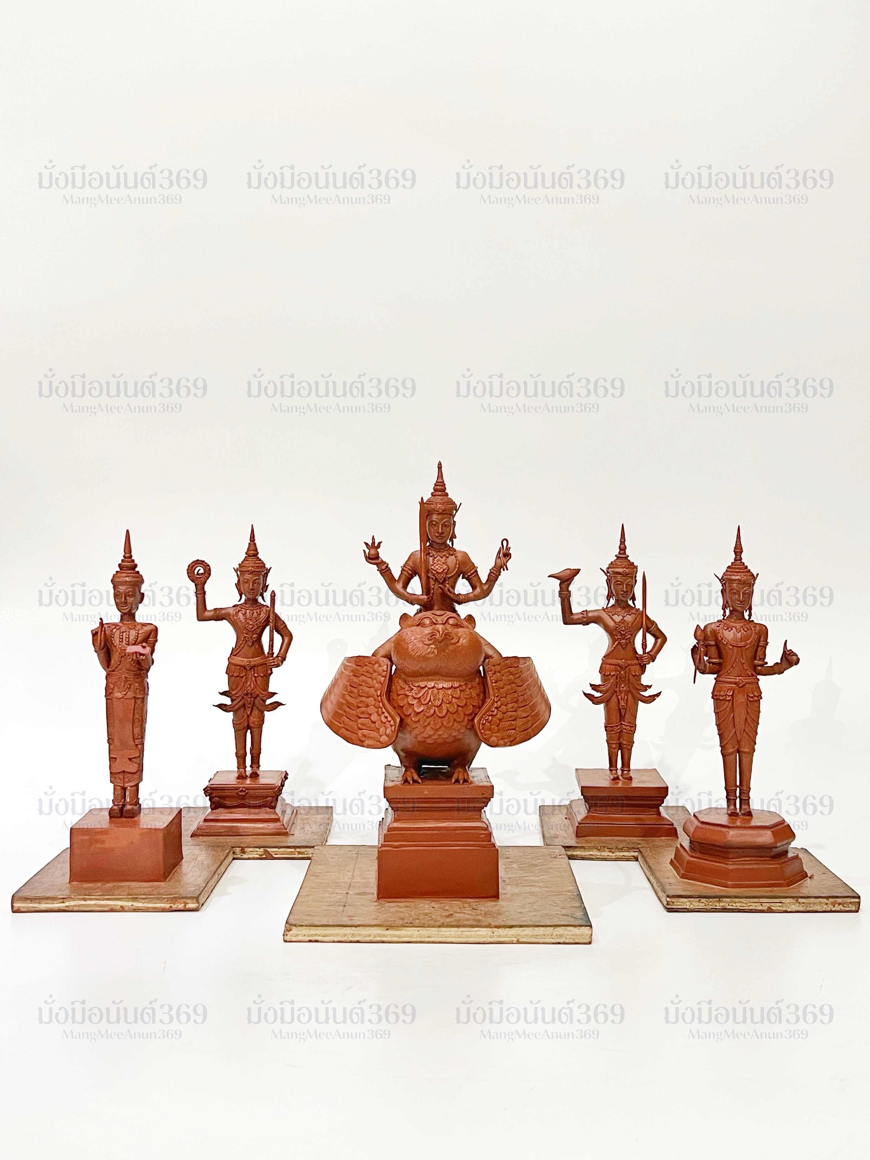 รูปจำลององค์เทพารักษ์ ศาลหลักเมืองกรุงเทพมหานคร *ห้ามนำภาพไปใช้ทุกกรณี